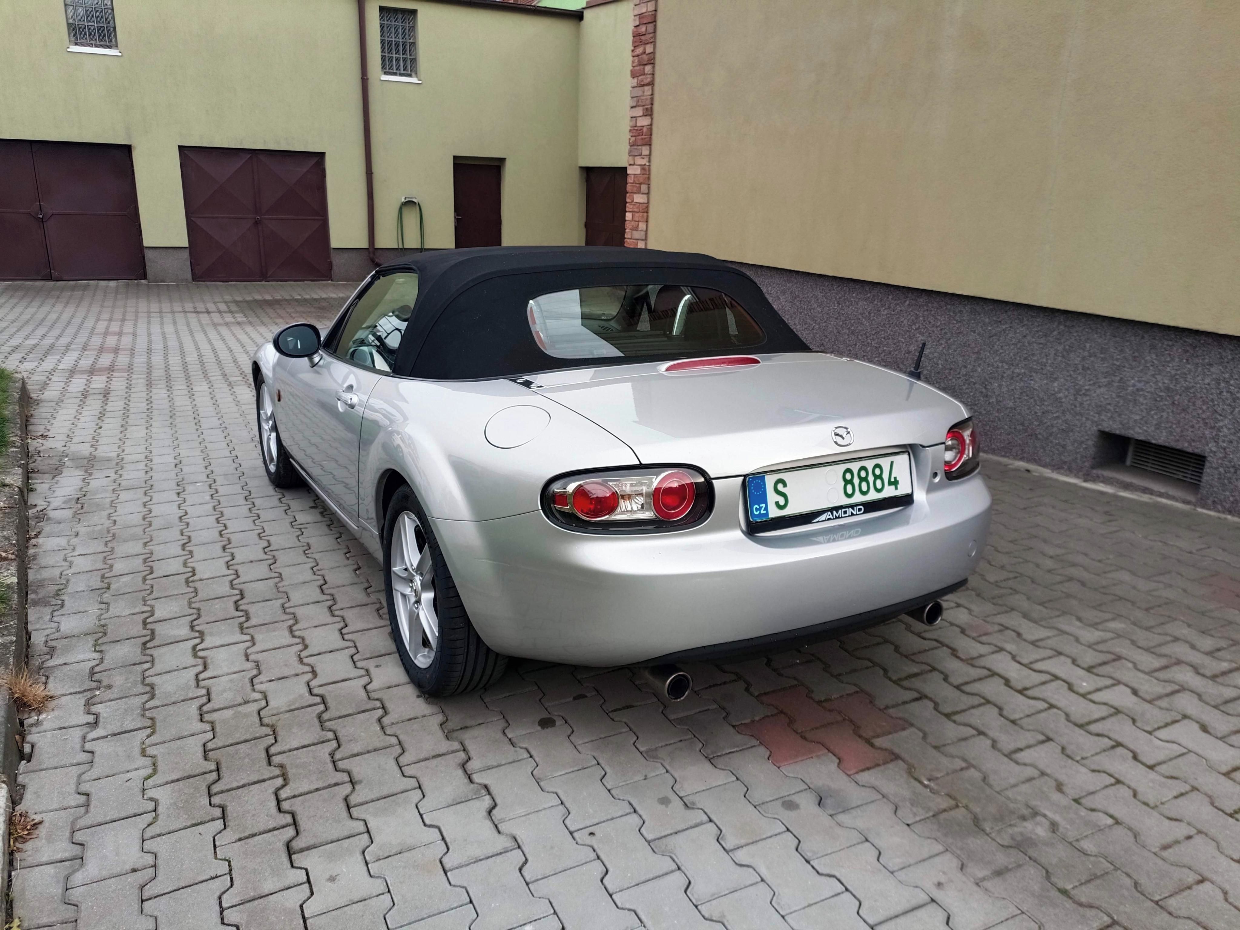 Mazda MX-5, Mx-5 1.8i 93 kW Miata - fotka 5