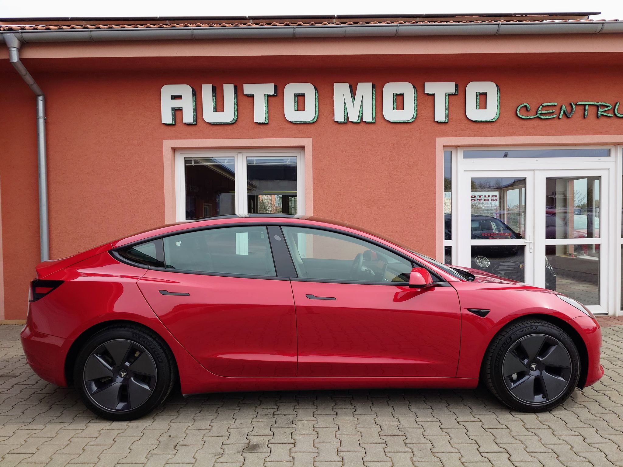 Tesla Model 3, Long Range Dual Motor  kW SOH - fotka 6