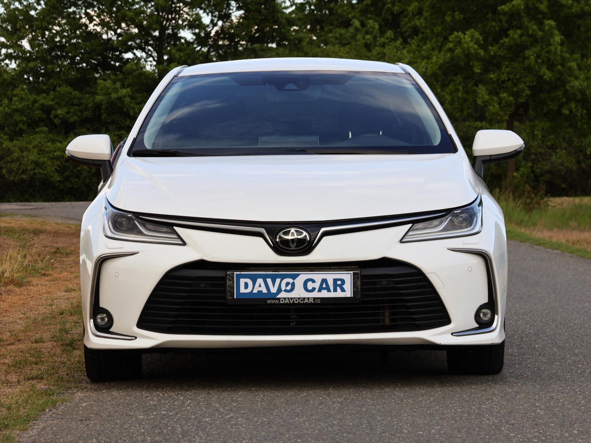 Toyota Corolla, 1,5 VTi Aut. DPH CZ Comfort - fotka 2