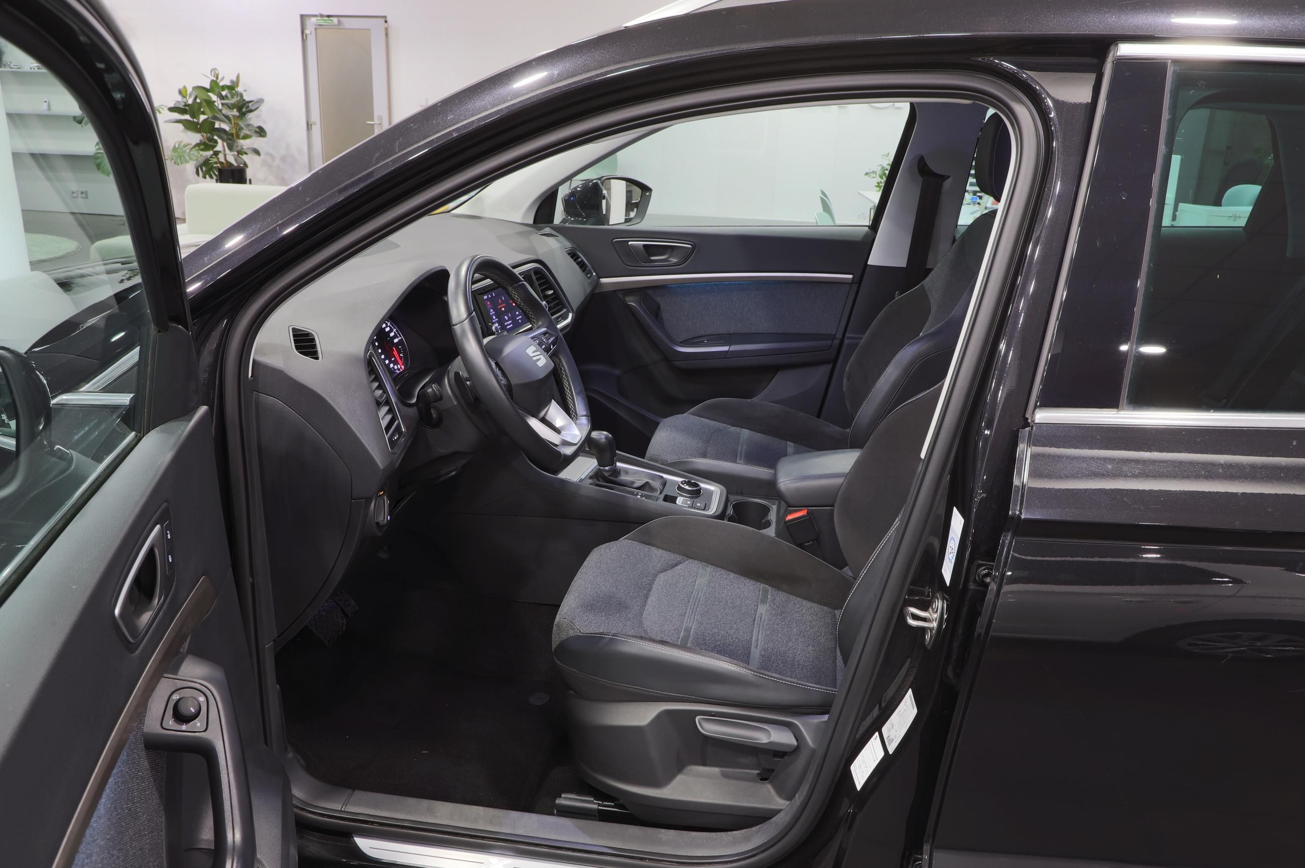 Seat Ateca, 2.0 TDI 110kW DSG / ALU 18'' - fotka 5