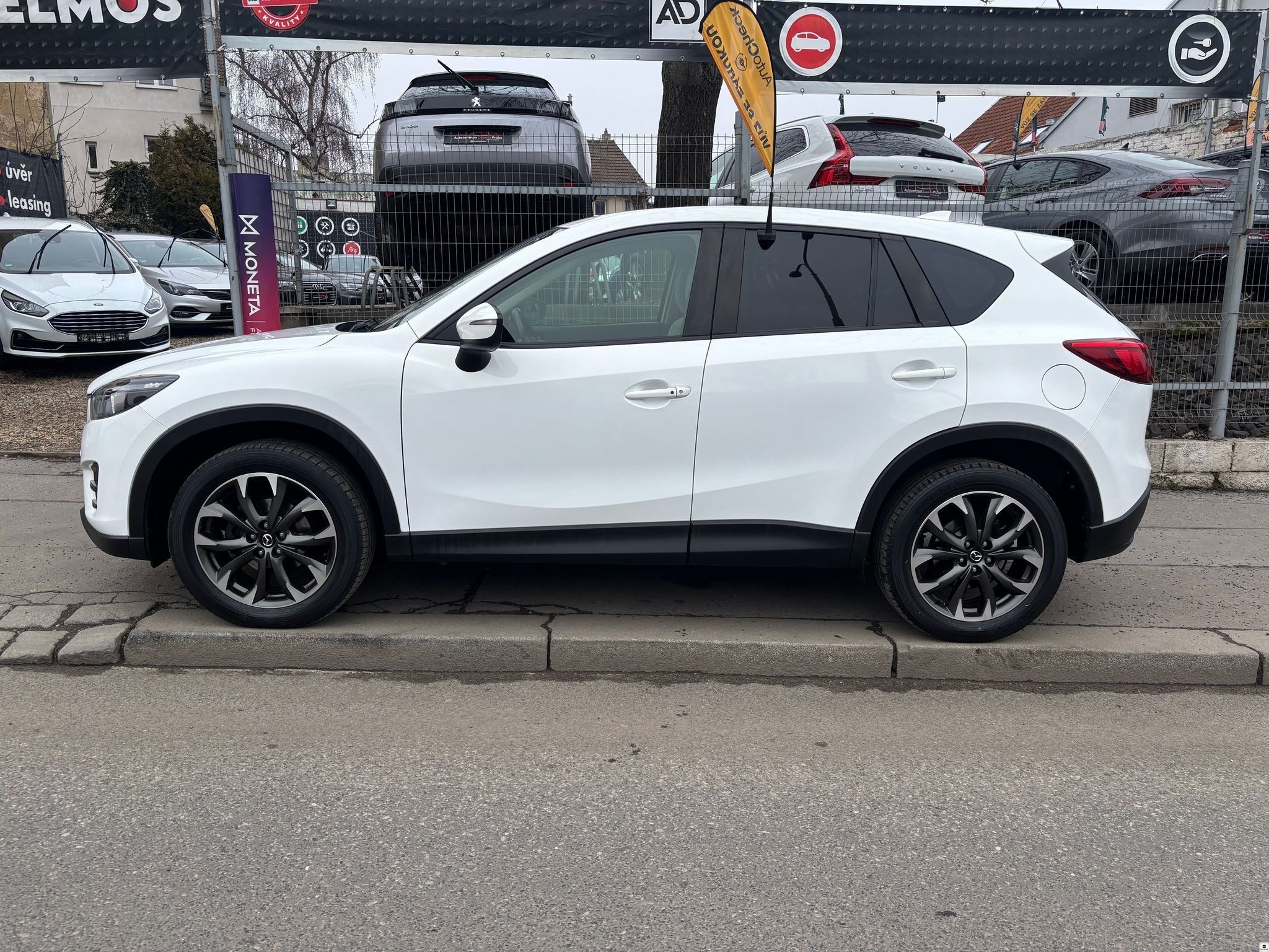 Mazda CX-5, 2.2D/2017/MAN6,4X4,1MAJ-ZÁRUKA - fotka 2