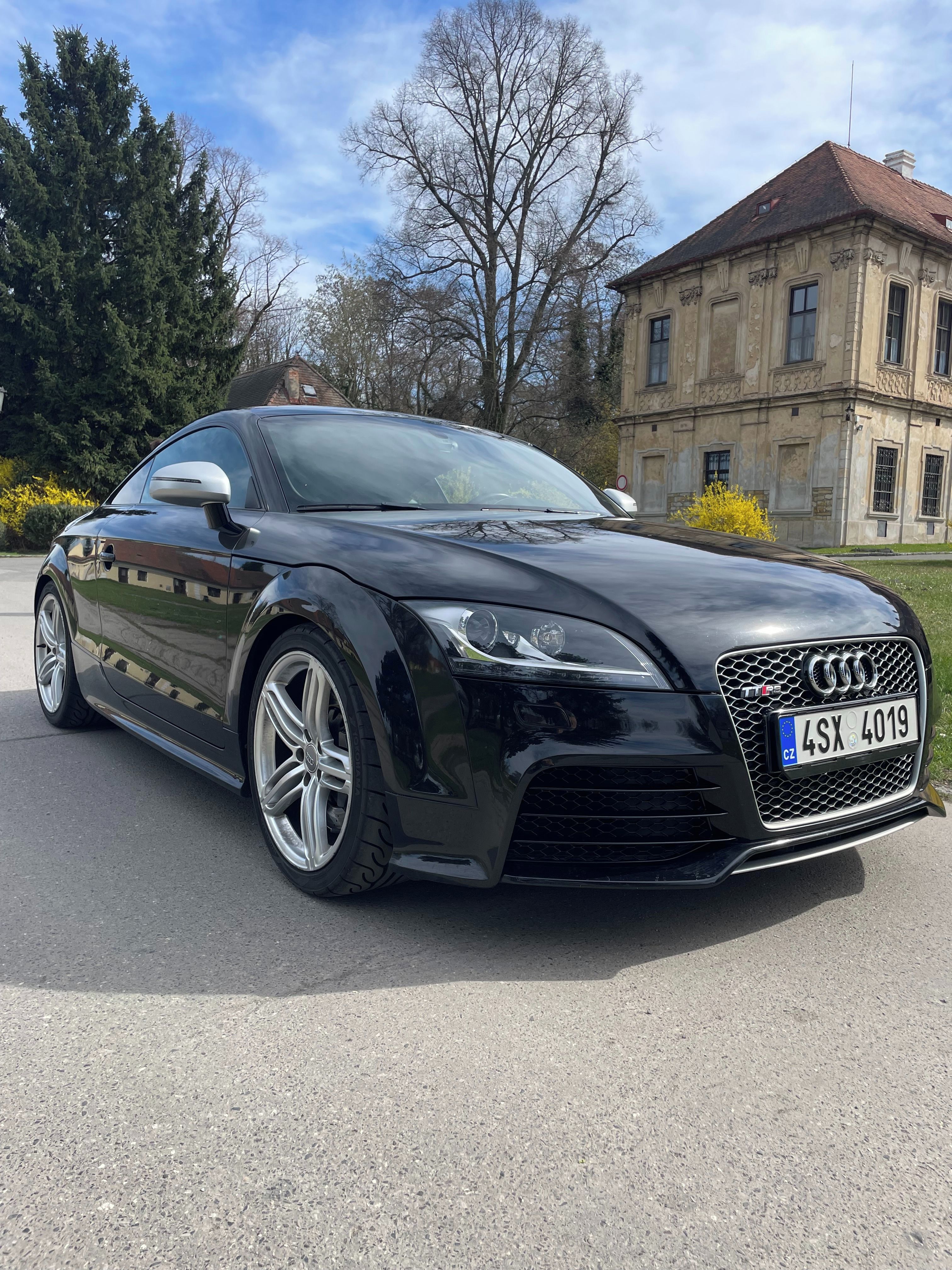 Audi TT, RS najeto 11tis NEW motor+kov - fotka 2