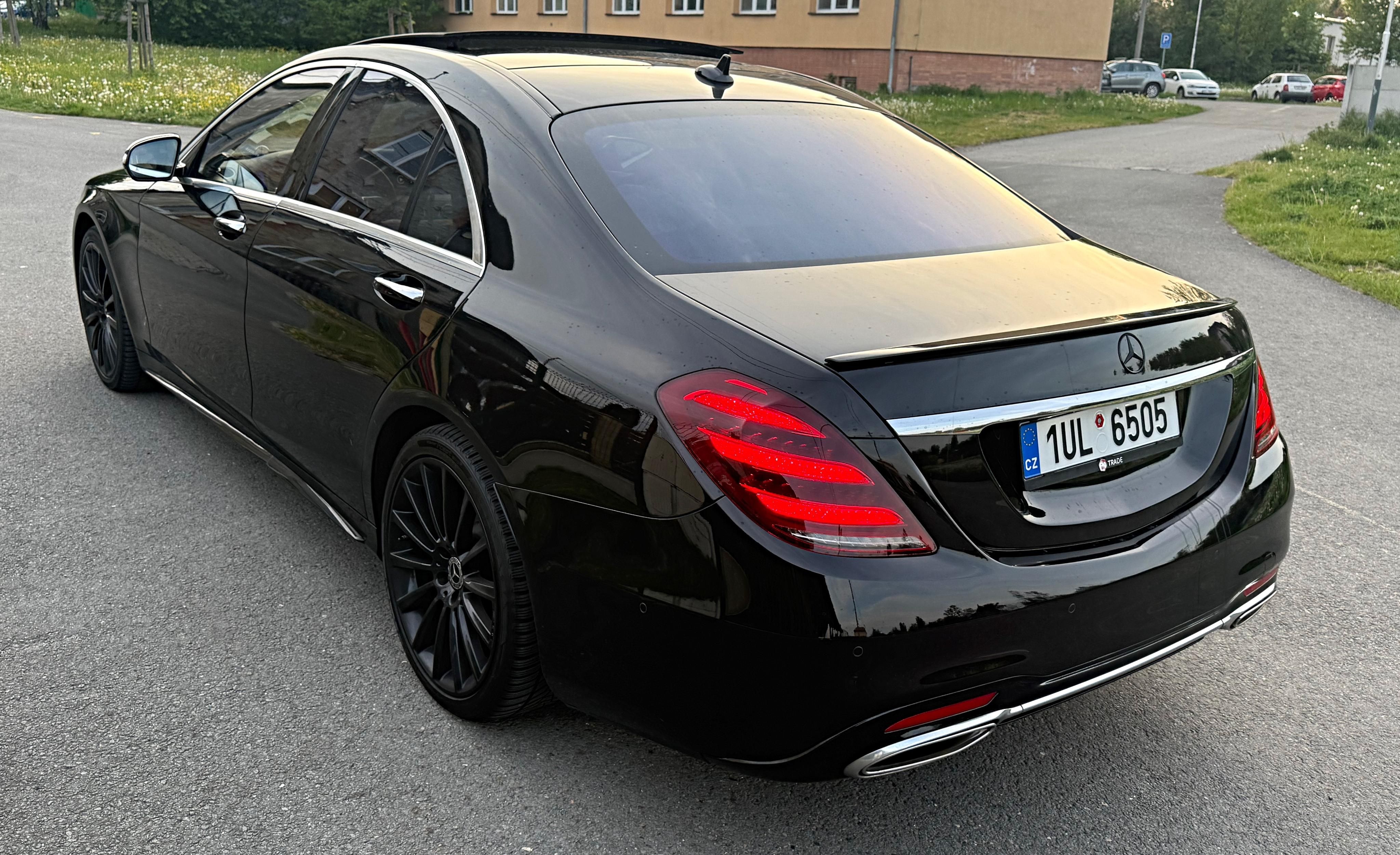 Mercedes-Benz Třídy S, Mercedes S560 4Matic AMG - fotka 4