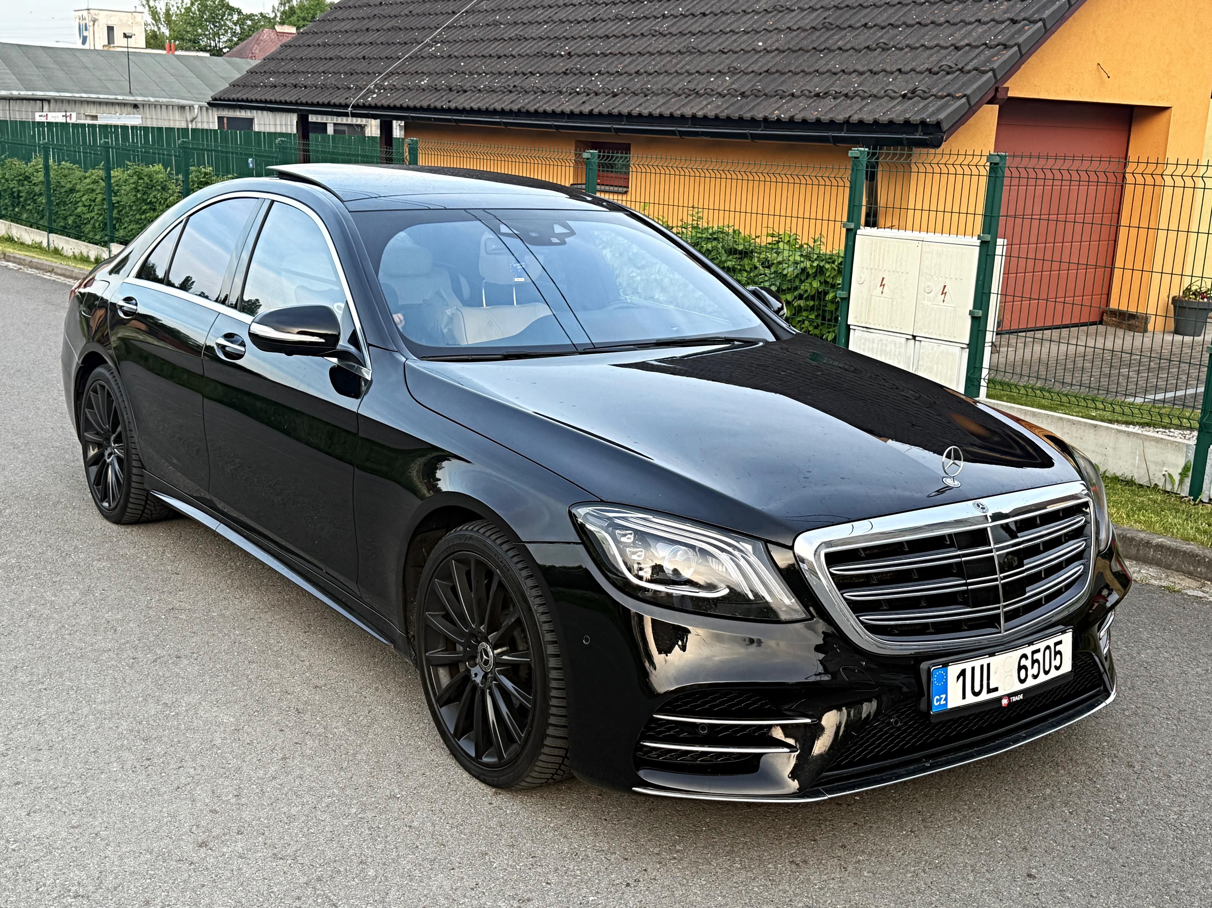 Mercedes-Benz Třídy S, Mercedes S560 4Matic AMG - fotka 2