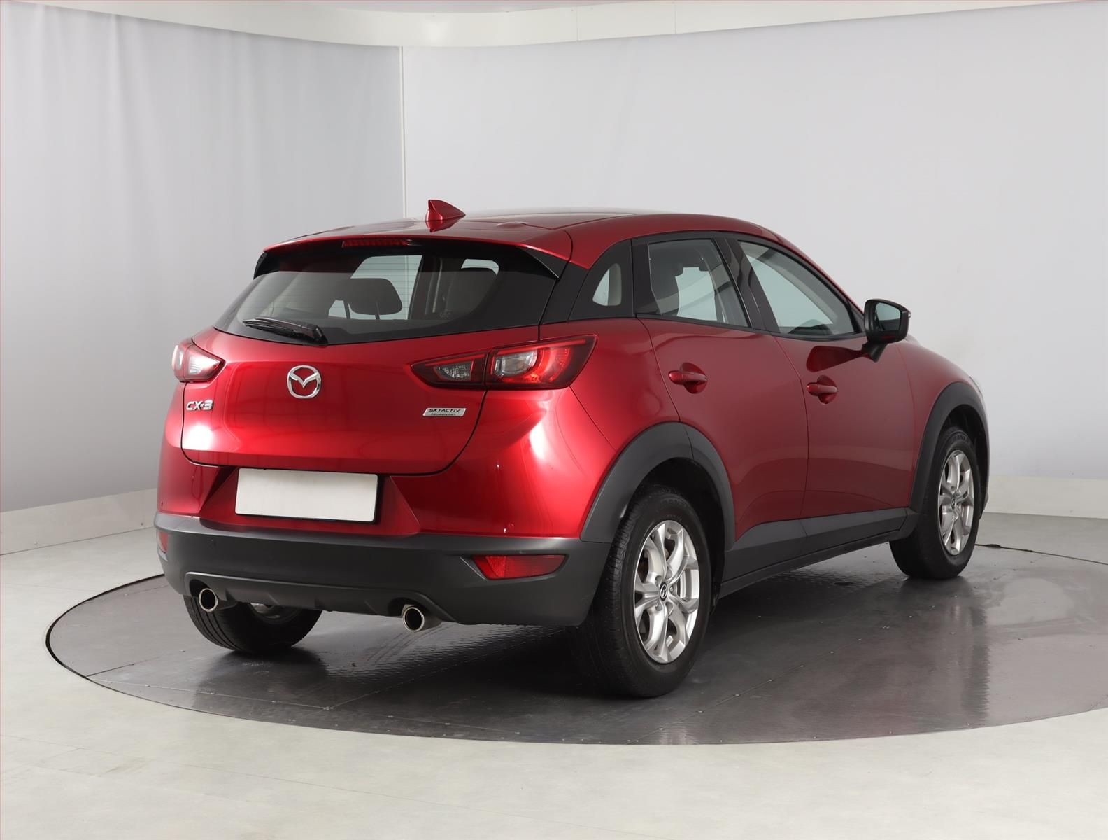 Mazda CX-3, 2.0 Skyactiv-G, ČR,1.maj - fotka 5