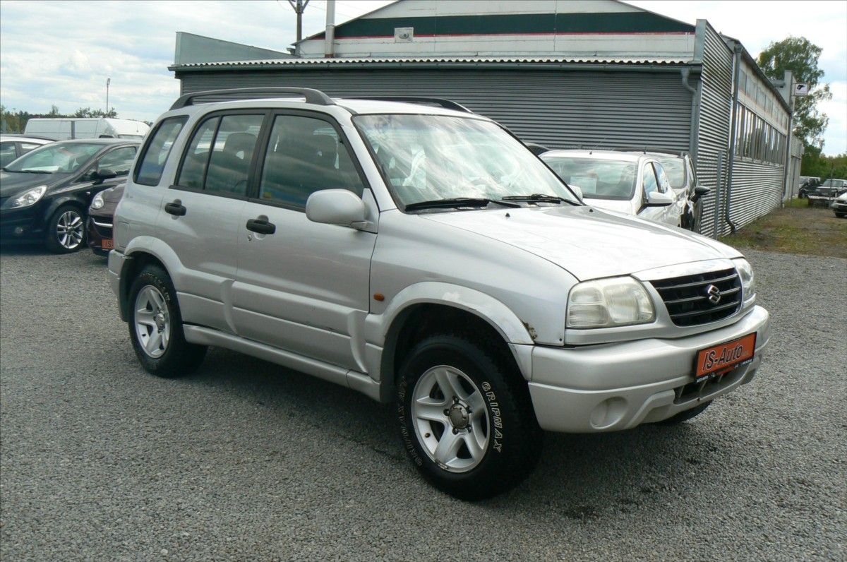 Suzuki Grand Vitara, 2,0 4x4 koroze - fotka 2