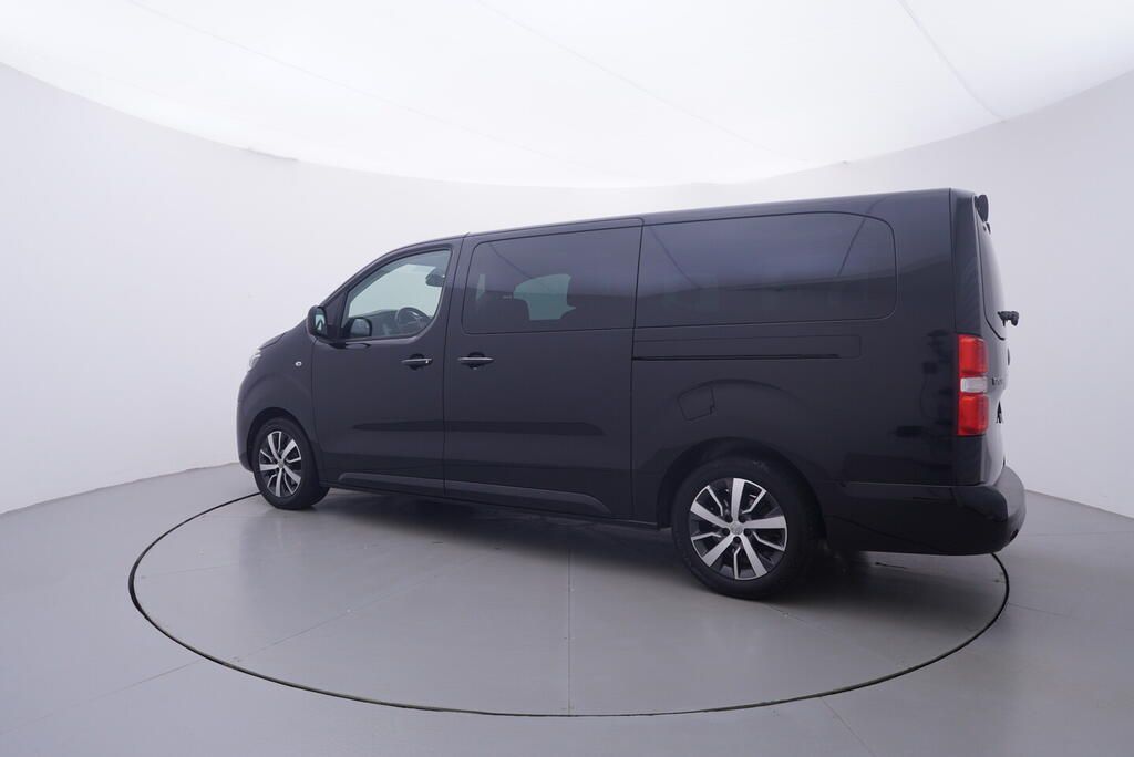 Toyota Proace, VIP 1.5 HDI 130 kW - fotka 3