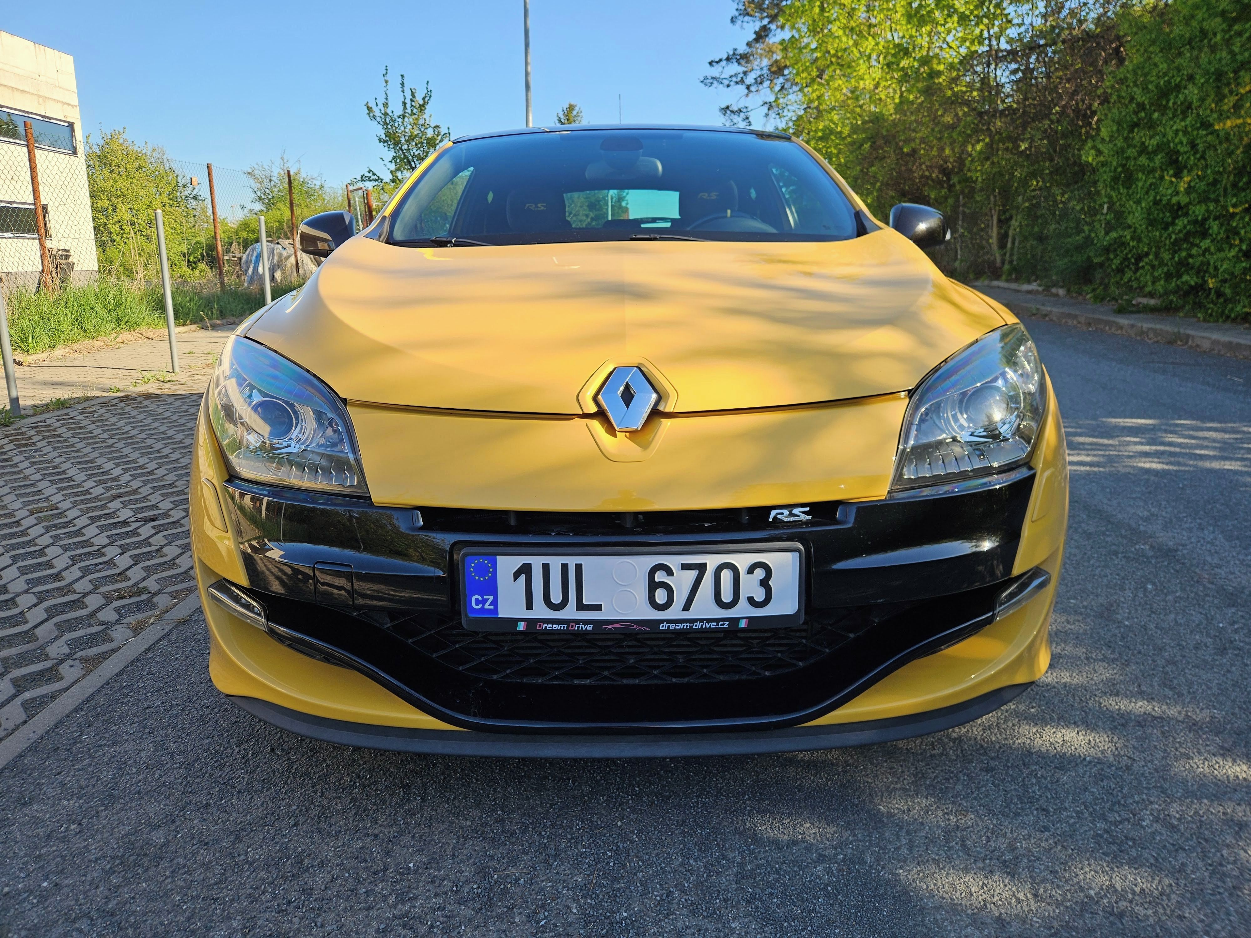 Renault Mégane, RS, 300 koní - fotka 3