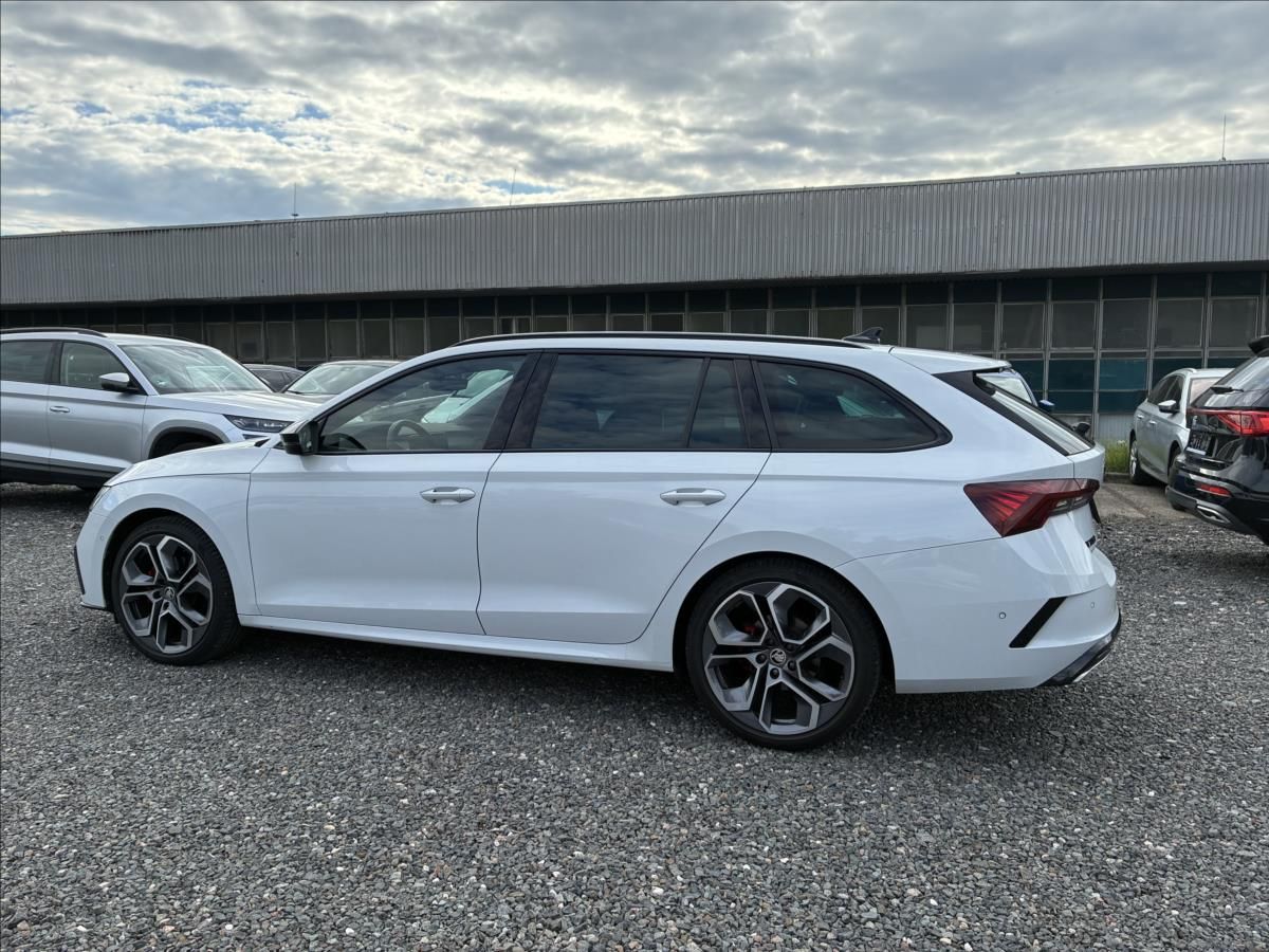 Škoda Octavia, 2,0 KŮŽE,HEAD-UP,EL.KUFR - fotka 3