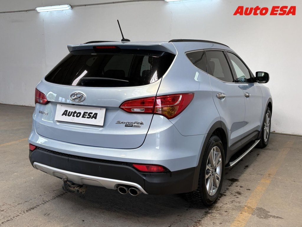 Hyundai Santa Fe, 2.2 CRDi 4x4,Style,xenon - fotka 4