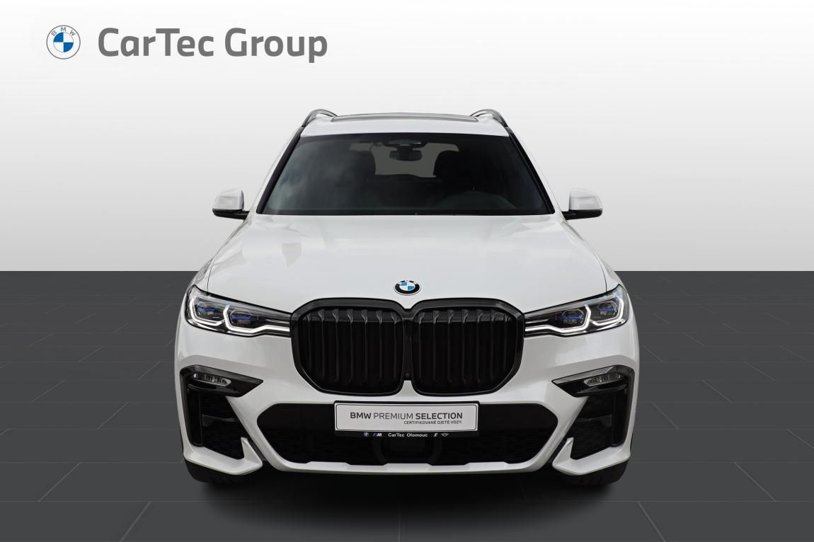 BMW X7, M50d - fotka 2