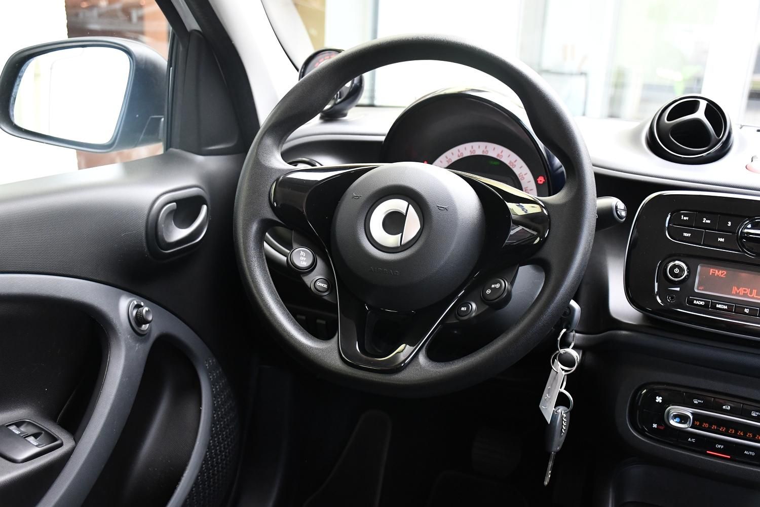 Smart Forfour, EQ ESSENTIAL 5d - fotka 6