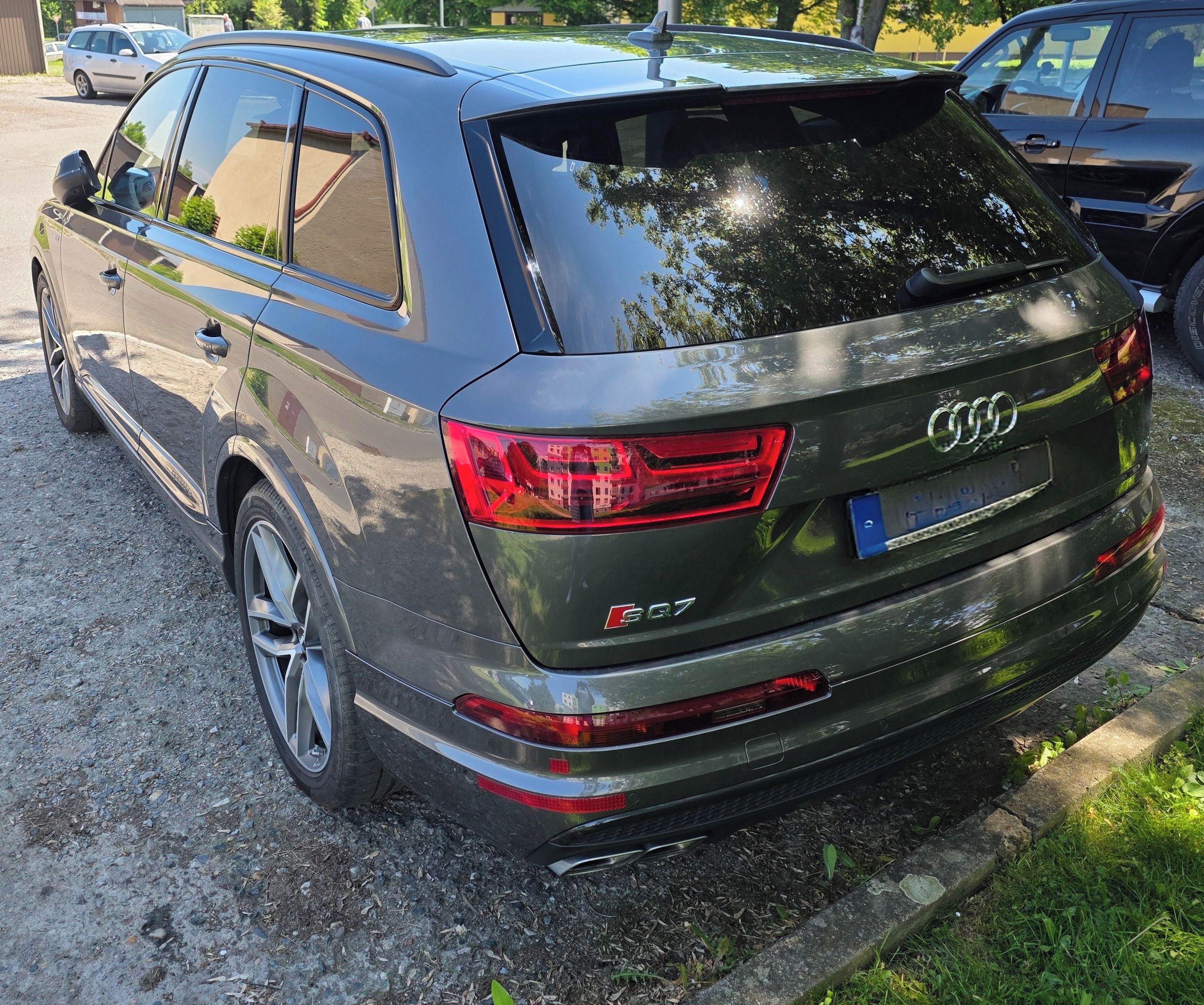 Audi SQ7, 4.0 TDI .Servisovano - fotka 4