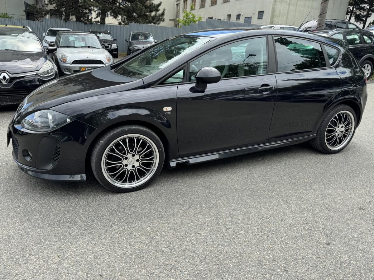 Seat Leon, 1,2 GT+GT+pekný stav !! - fotka 4
