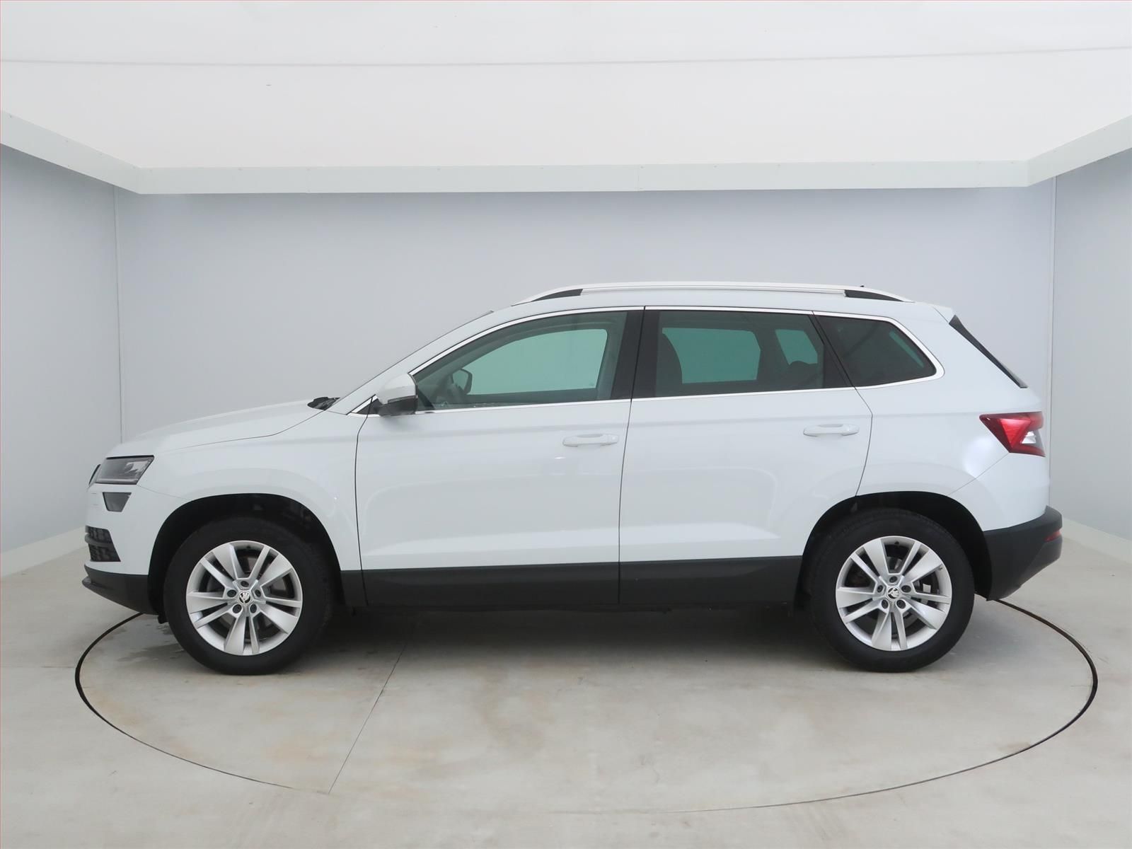 Škoda Karoq, 2.0 TDI, Style, 4X4, ČR,1.maj - fotka 3