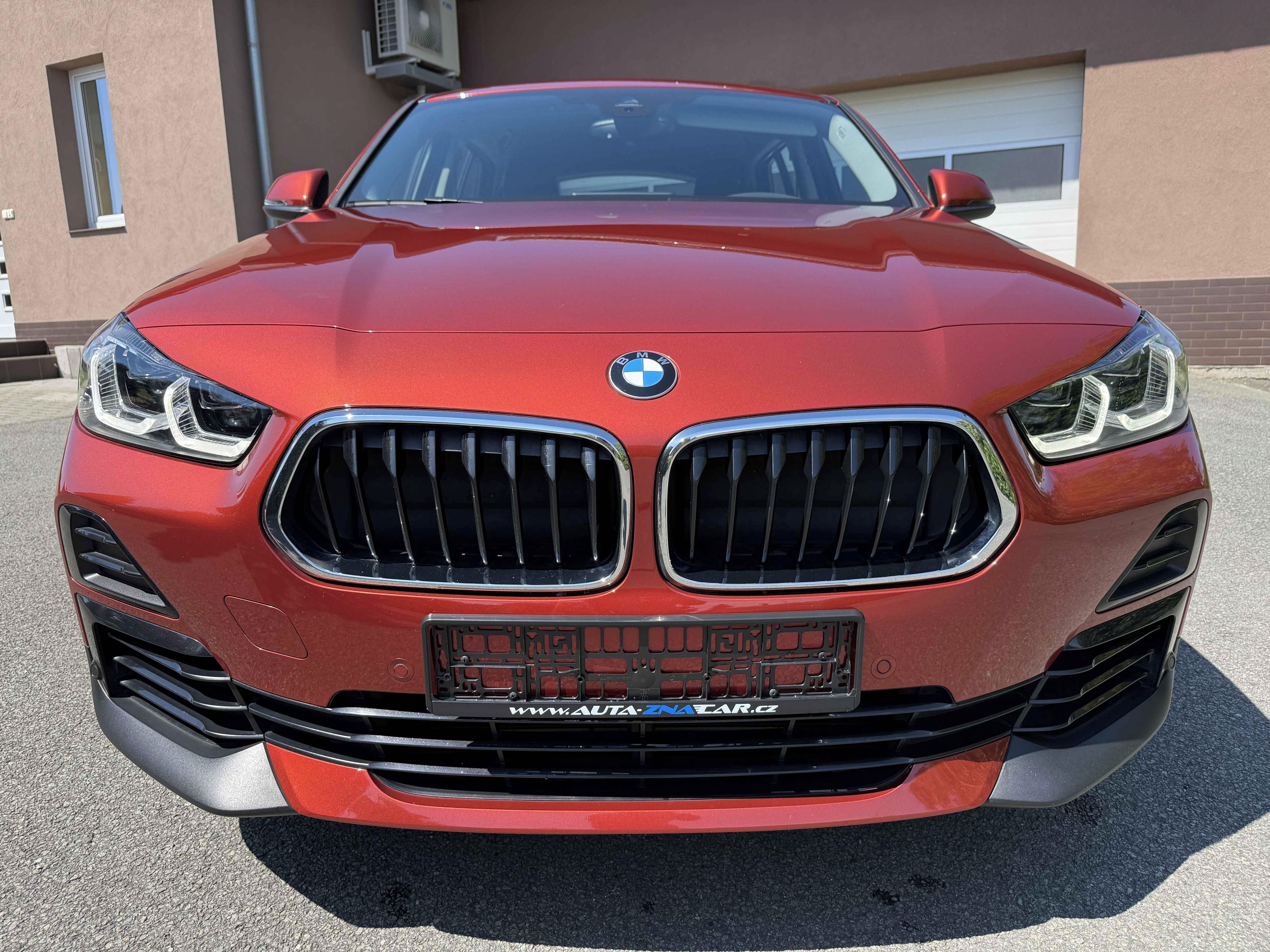 BMW X2, sDrive 1.8i Automat HeadUp - fotka 6