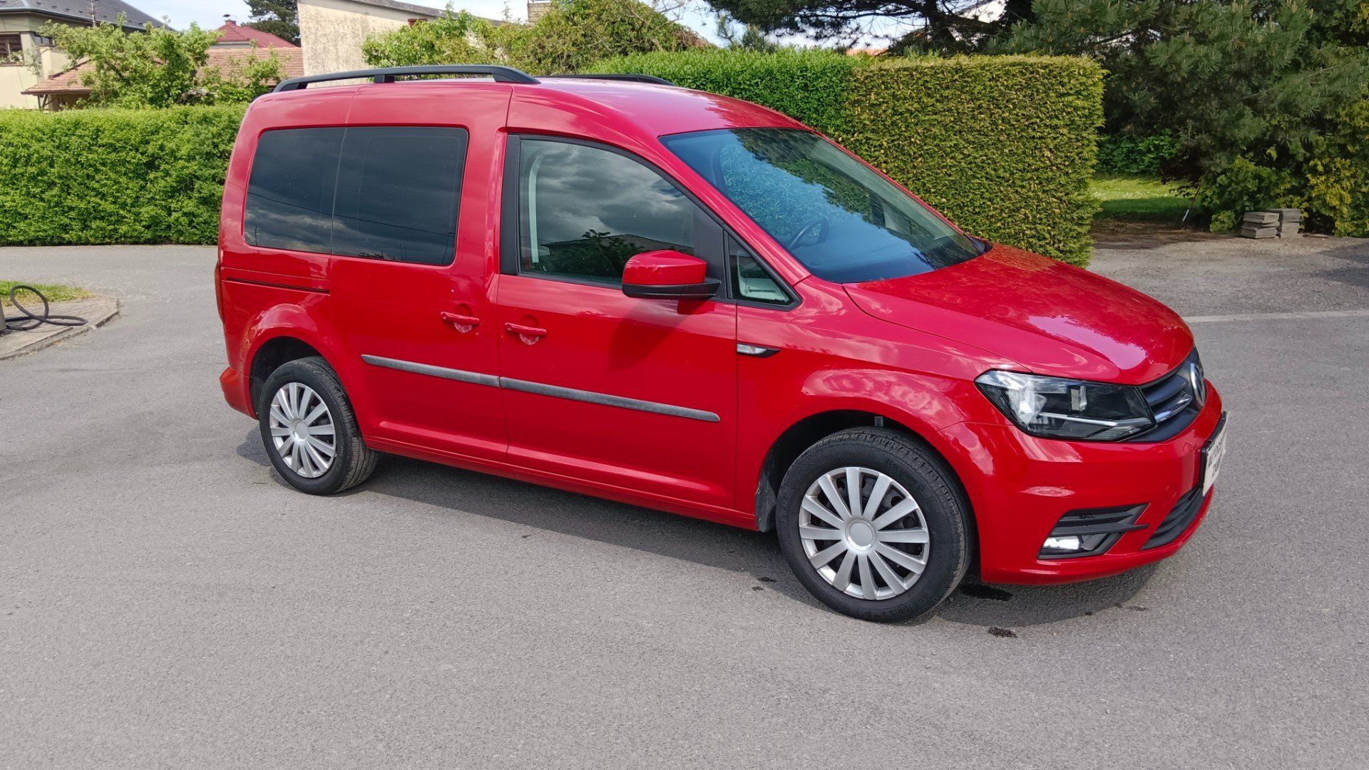 Volkswagen Caddy, 1.4 I 92 KW ČR