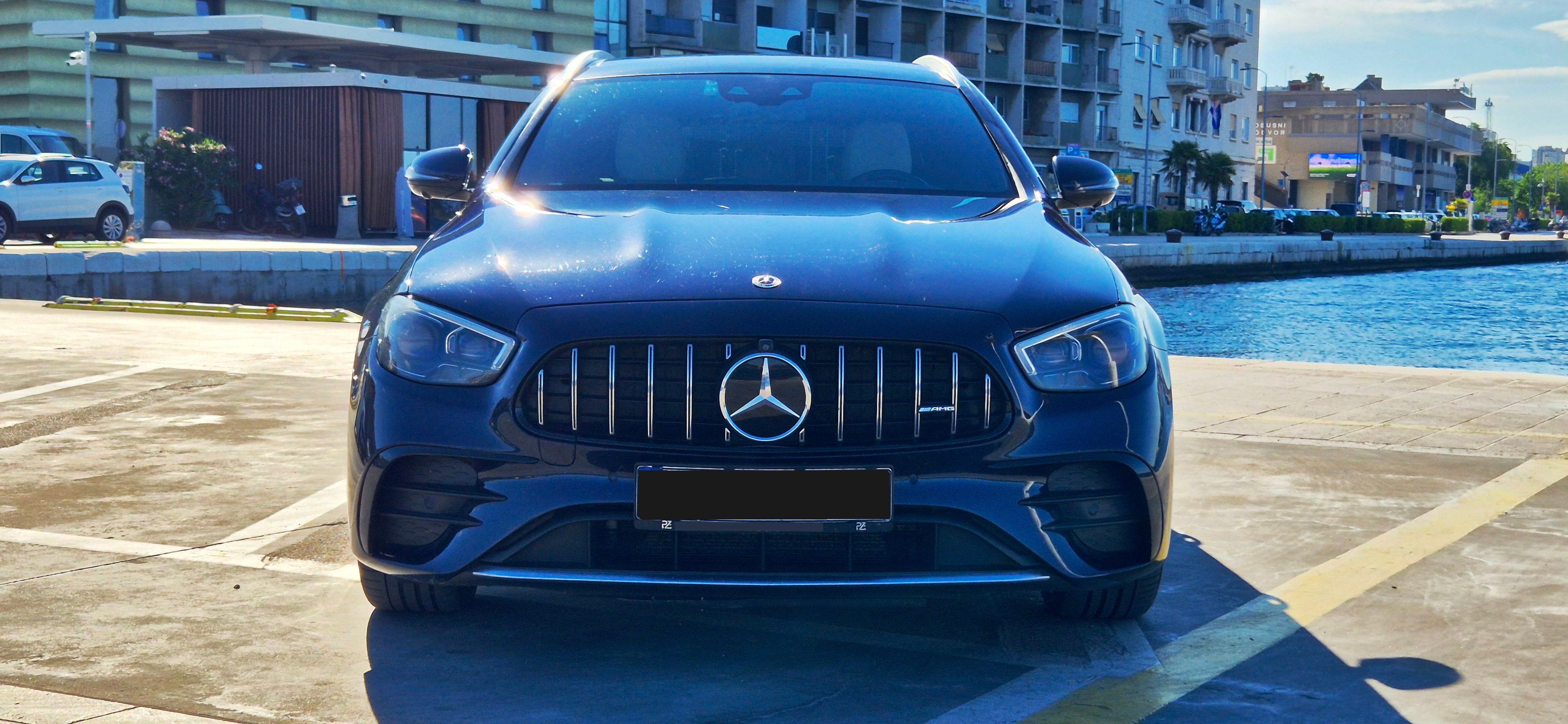 Mercedes-Benz Třídy E, 53 AMG 4M+ T - fotka 3