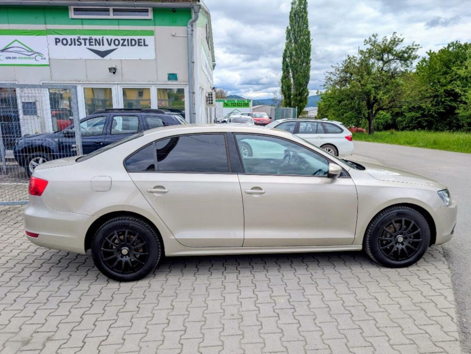 Volkswagen Jetta, 1.2 TSi 77kw 4 válce top stav - fotka 3