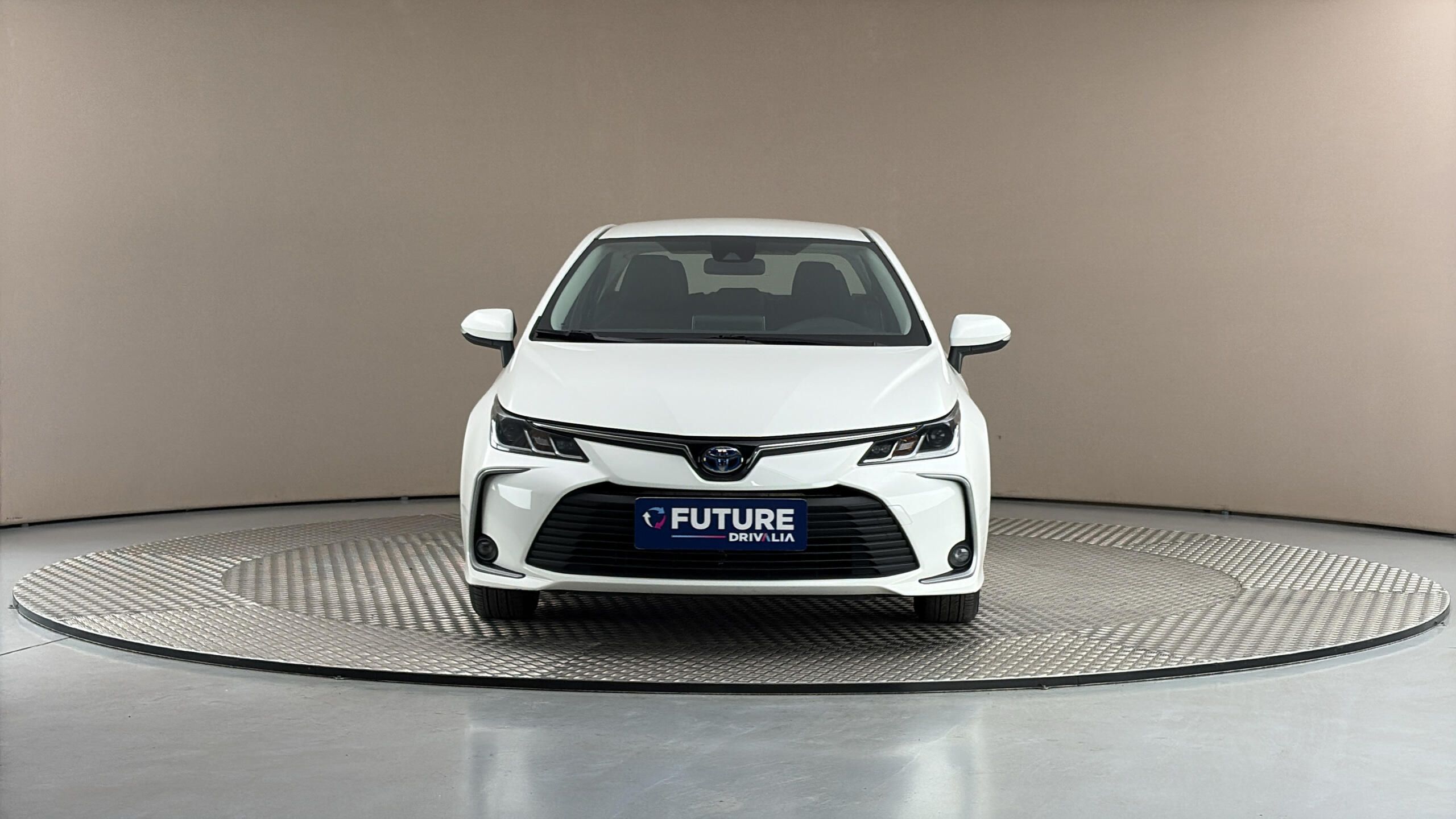 Toyota Corolla, 1.8 Hybrid AUT Active Sedan - fotka 3