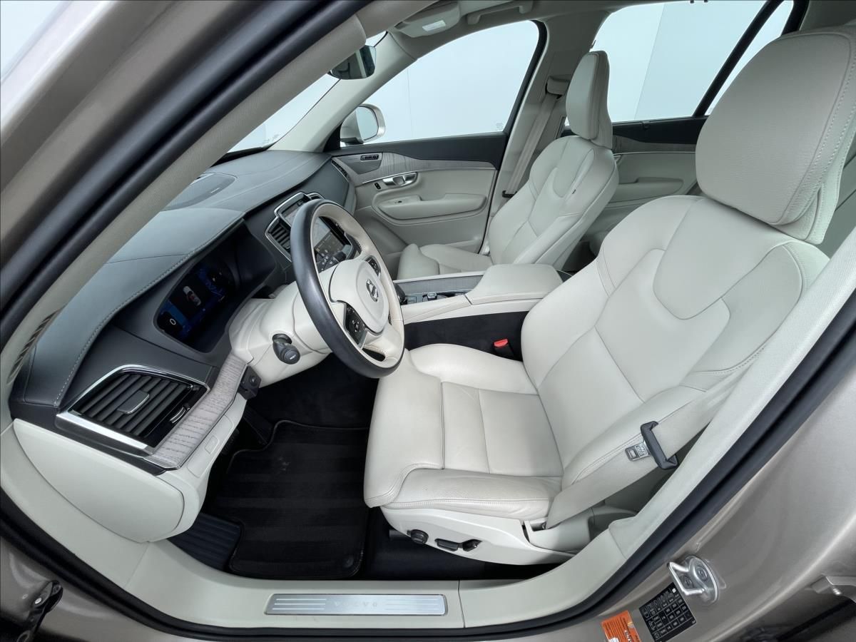 Volvo XC90, 2,0 B5 AWD Plus Bright WEBA+TZ - fotka 4