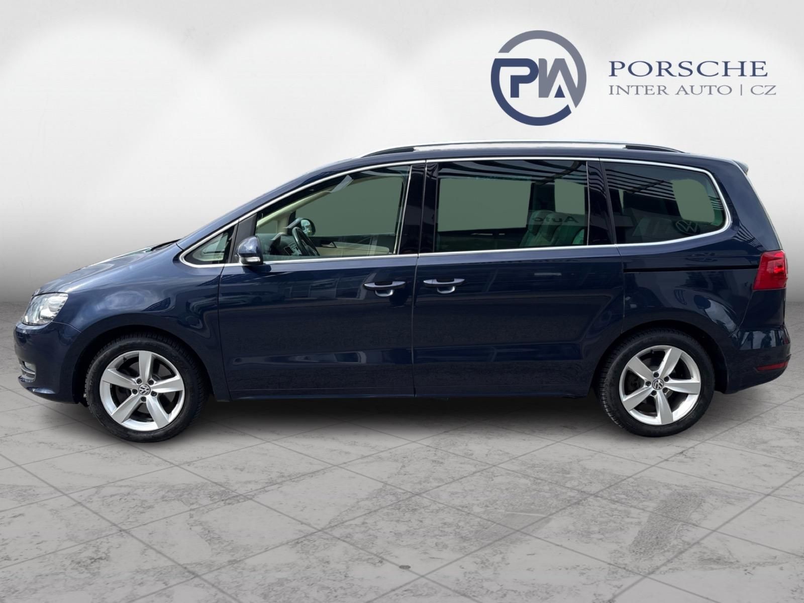 Volkswagen Sharan, 2.0 Turbo FSI HIGHLINE 147 kW - fotka 3