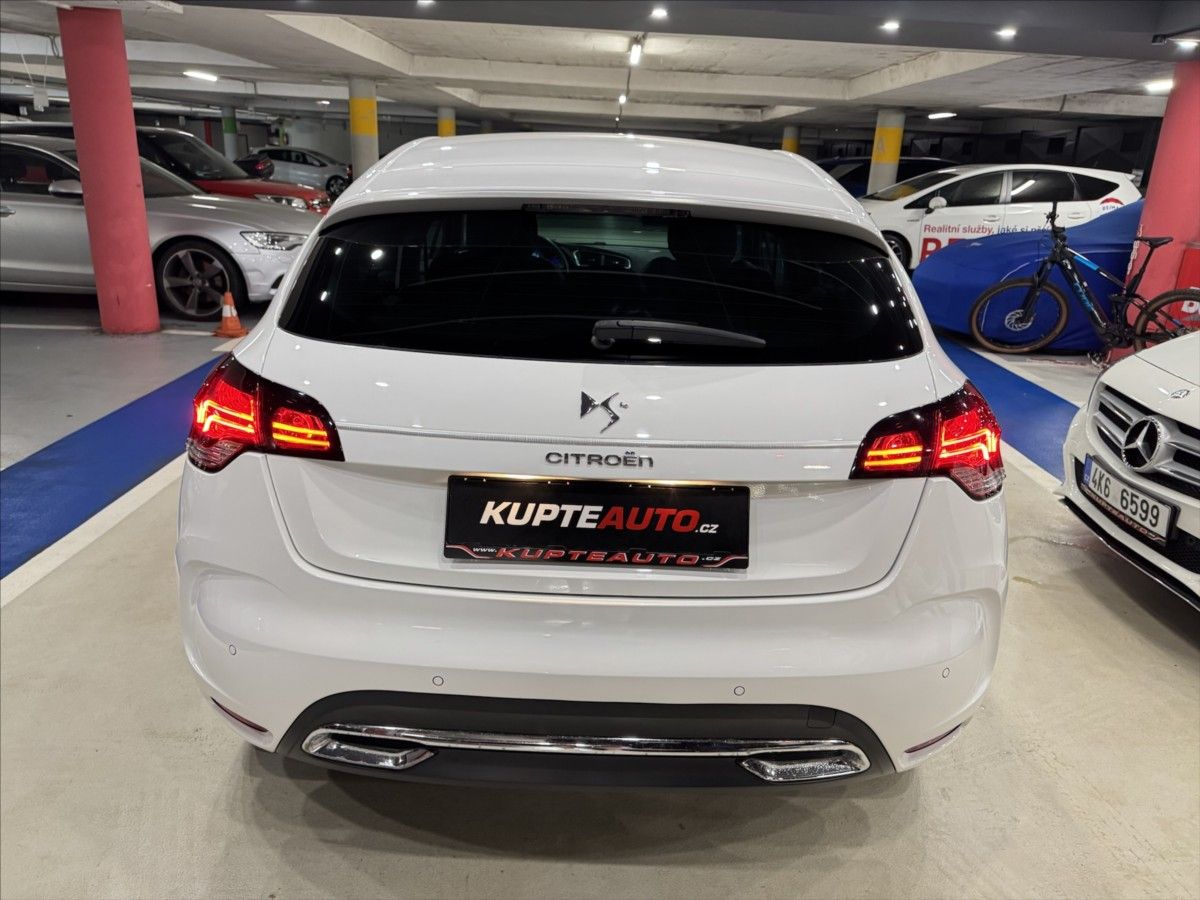 Citroën DS4, 1,6 THP  DS Automobile So Chic - fotka 4