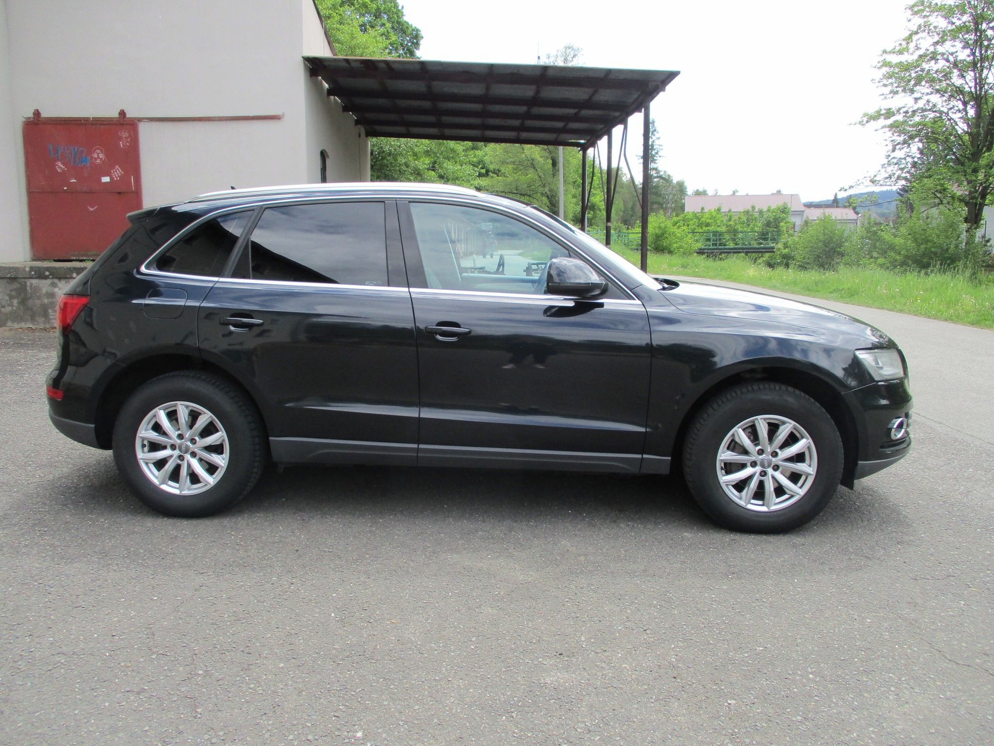 Audi Q5, 2.0 - TDi , QUATTRO - fotka 6