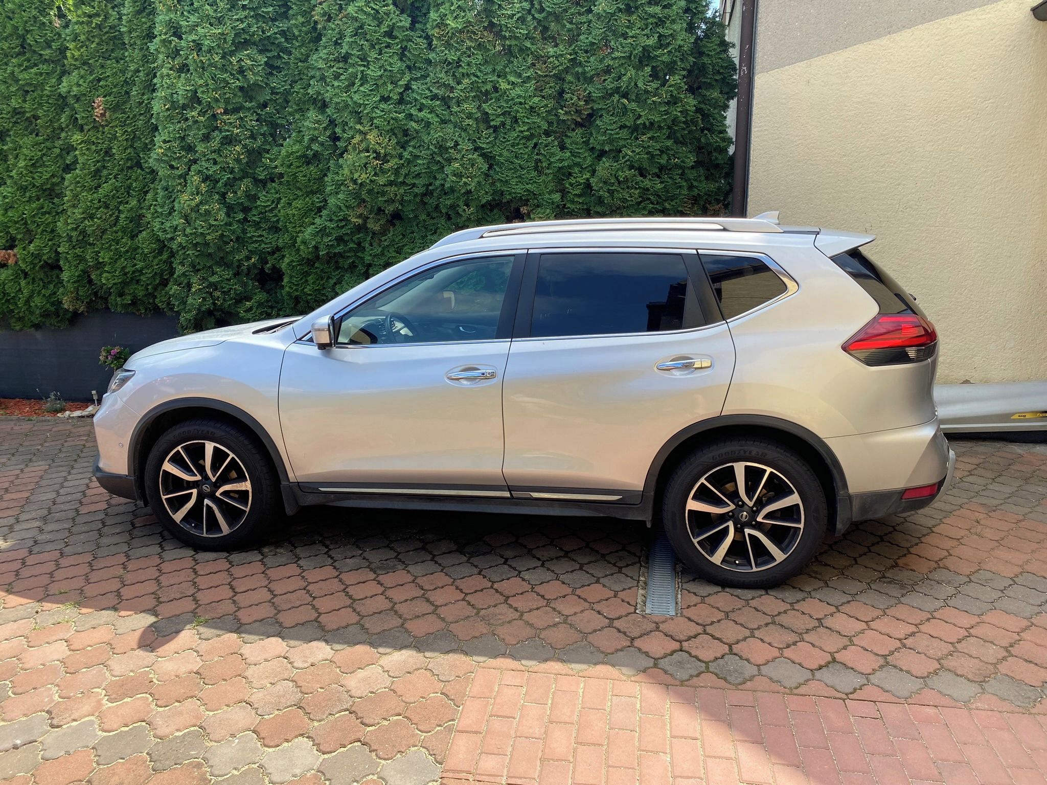 Nissan X-Trail, Tekna 1,6dCi 96kW - fotka 5