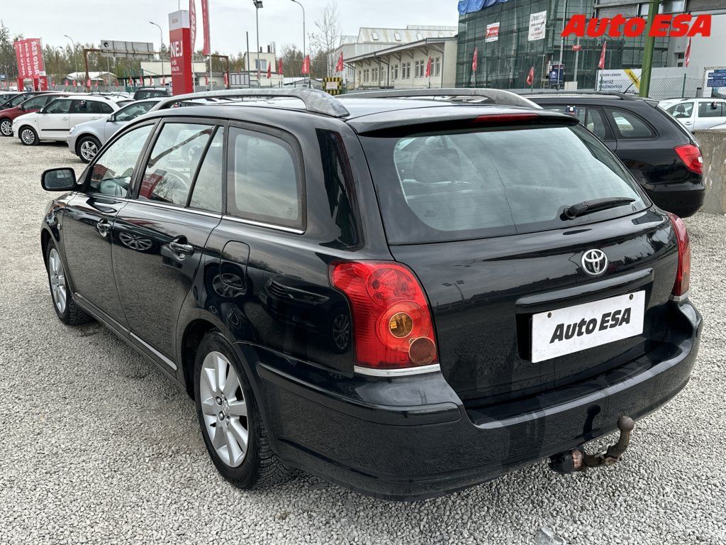 Toyota Avensis, 1.8i,AC,TZ - fotka 6