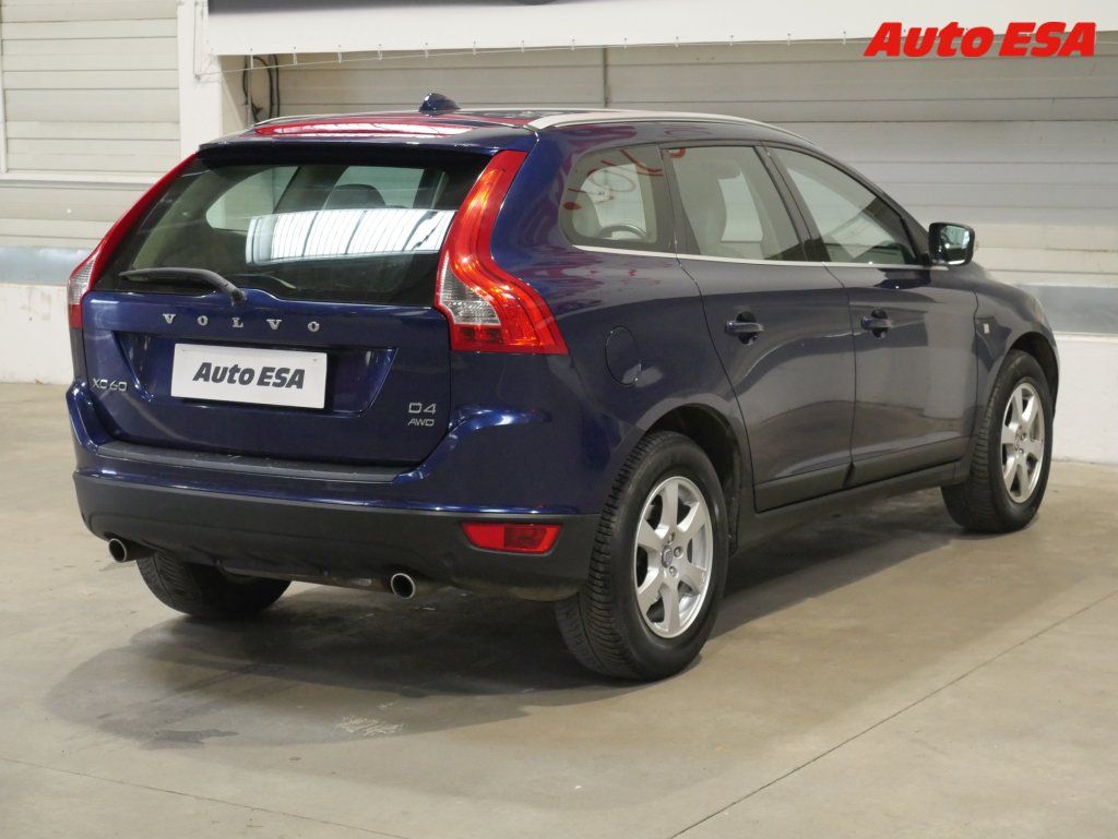 Volvo XC60, 2.4d 4x4,ČR,Xenon,kůže - fotka 4
