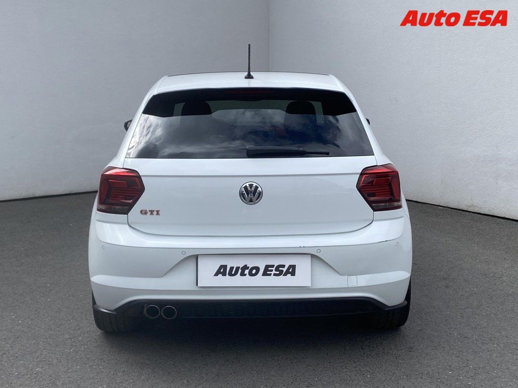 Volkswagen Polo, 2.0tsi - fotka 5