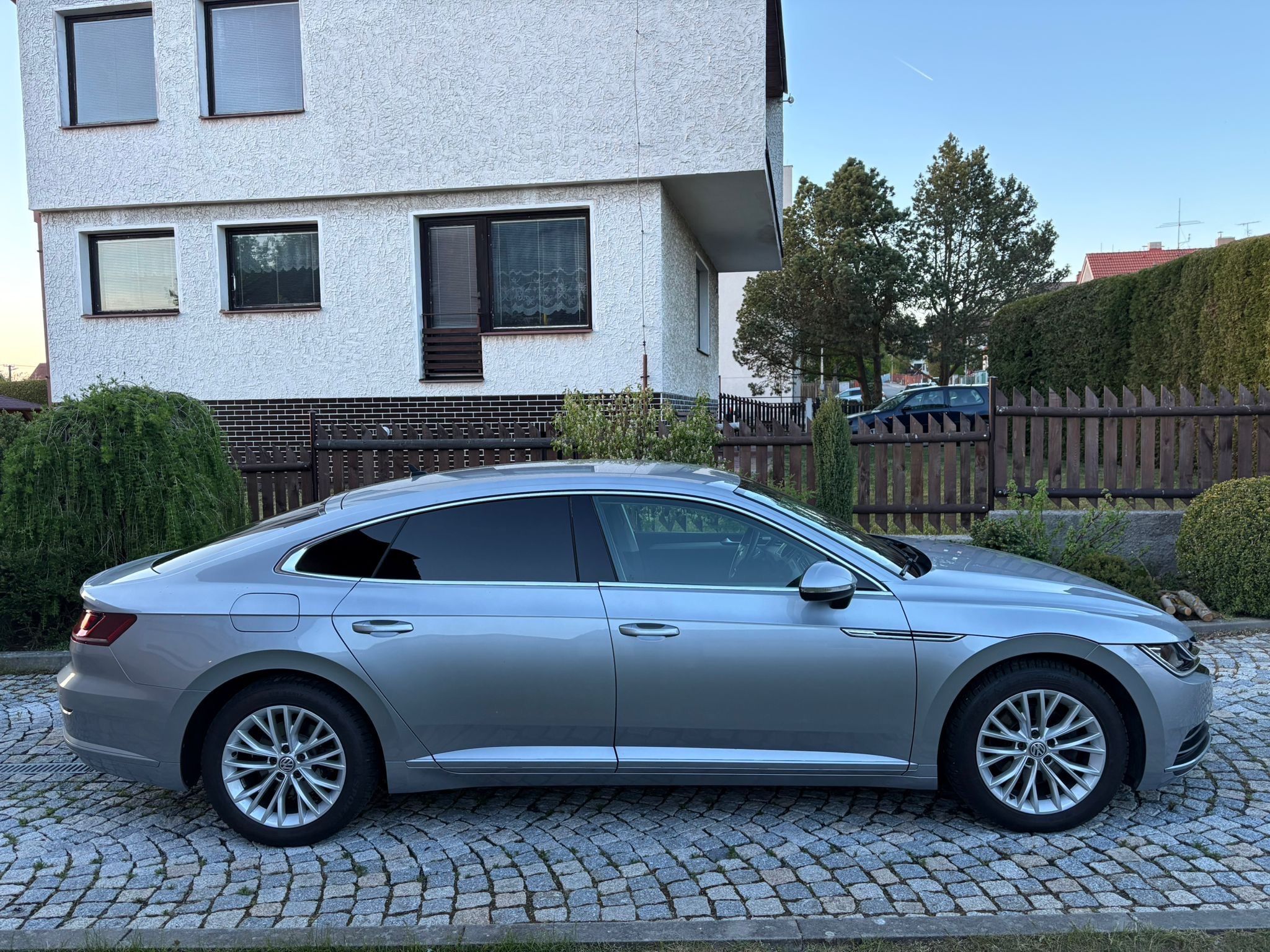 Volkswagen Arteon, 2,0 TDI 110 KW DSG Elegance - fotka 4