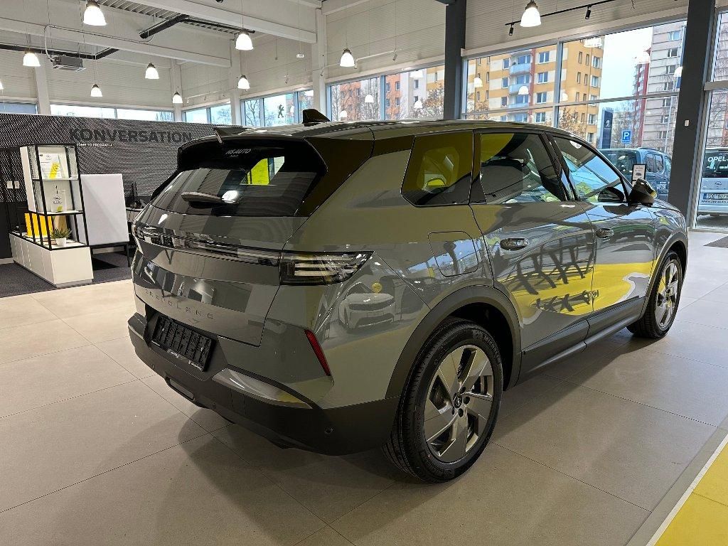 Opel Grandland, Edition Hybrid 1.2 TURBO 100kW - fotka 5