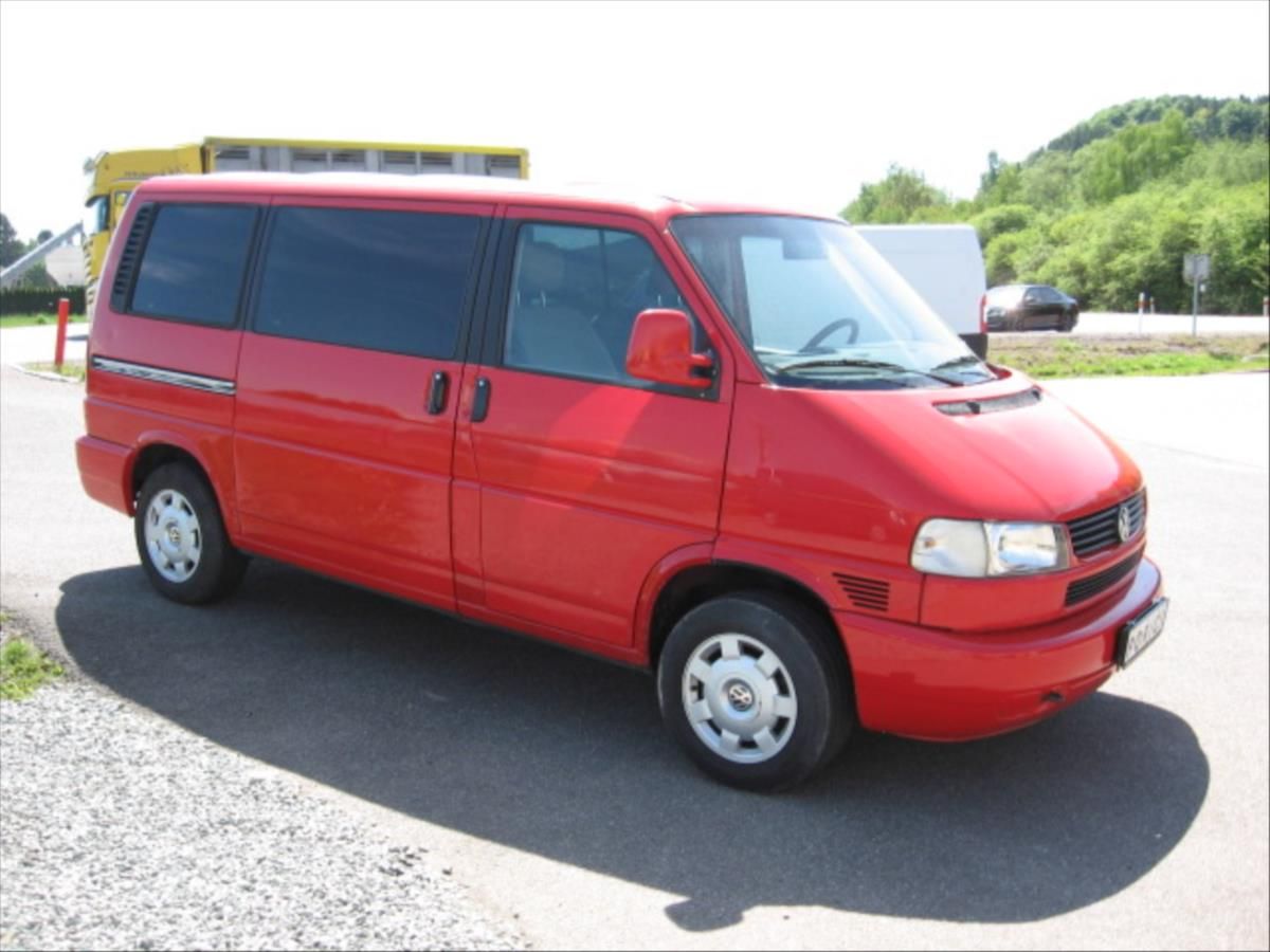 Volkswagen Multivan, 2,5 i  116 HP - fotka 4