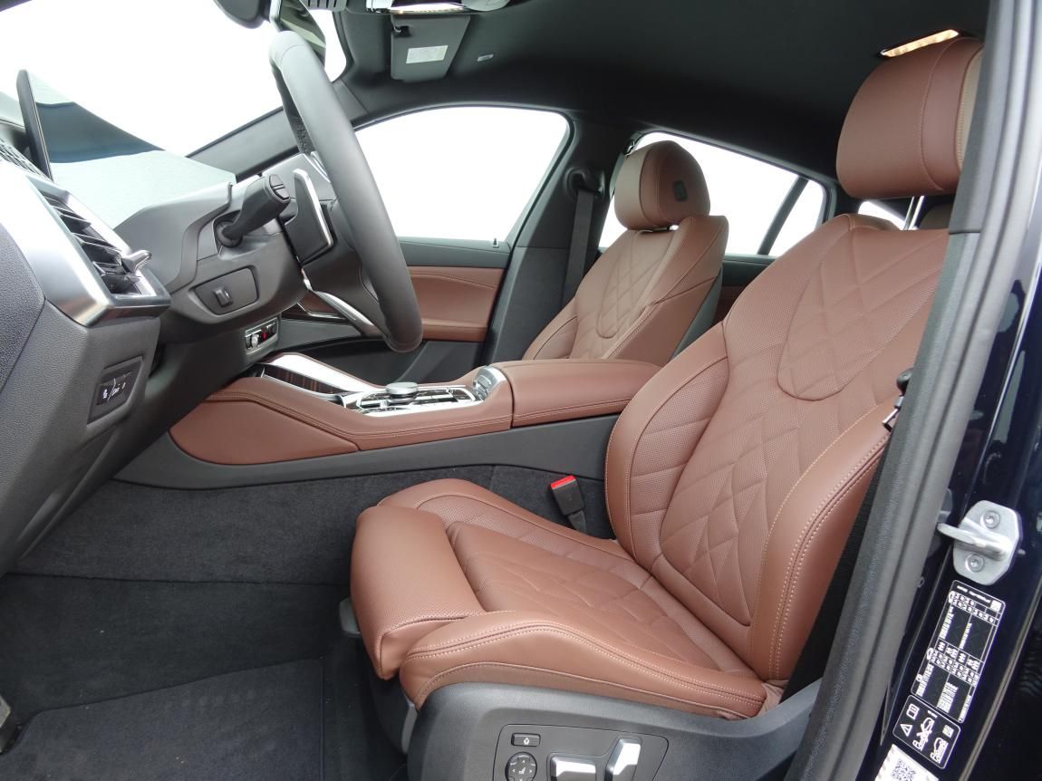 BMW X6, xDrive30d - fotka 2