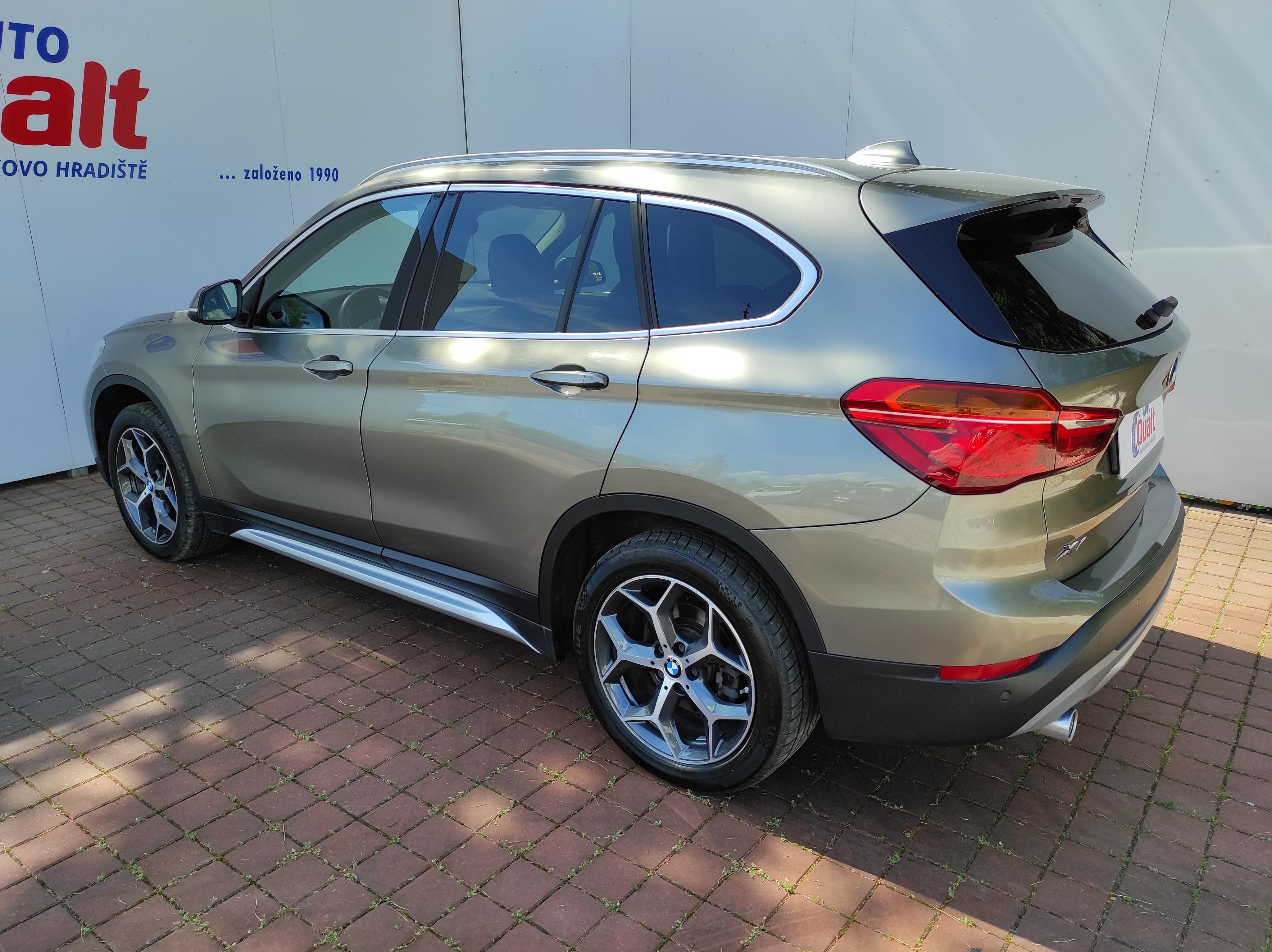 BMW X1, 2.0 d xDrive AT8 140 kW ČR - fotka 6