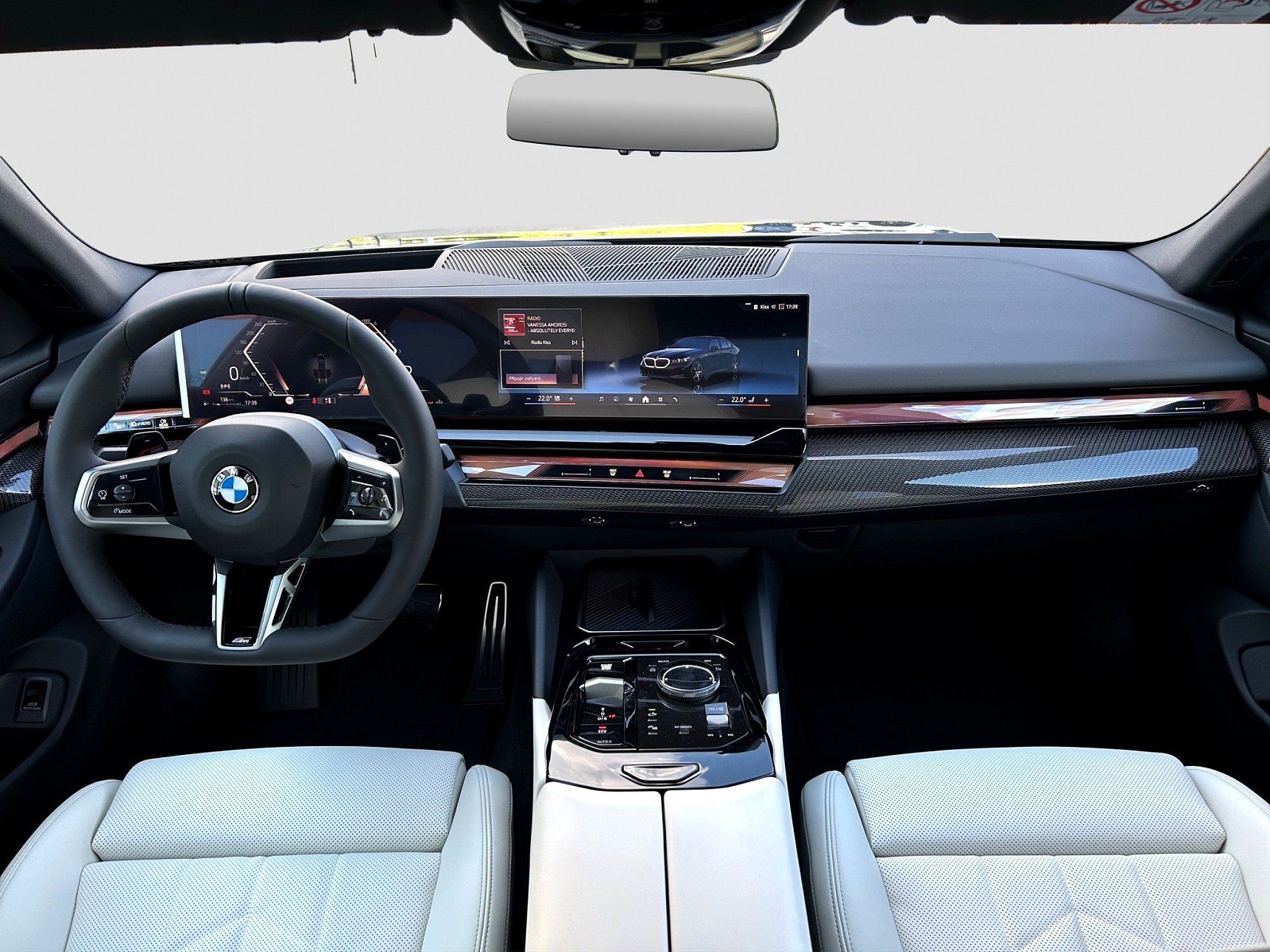 BMW Řada 5 - fotka 6
