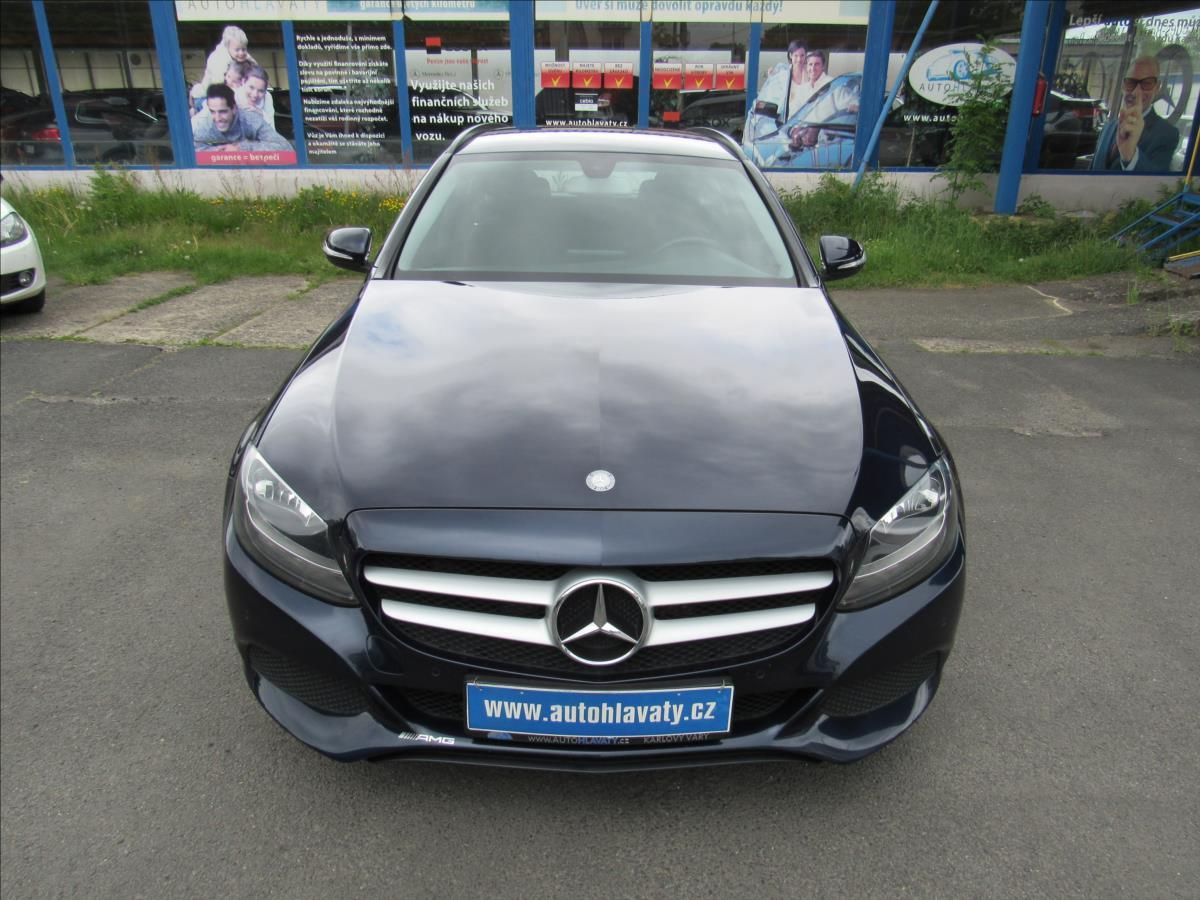 Mercedes-Benz Třídy C, 1,6 d C200 BlueTEC - fotka 2
