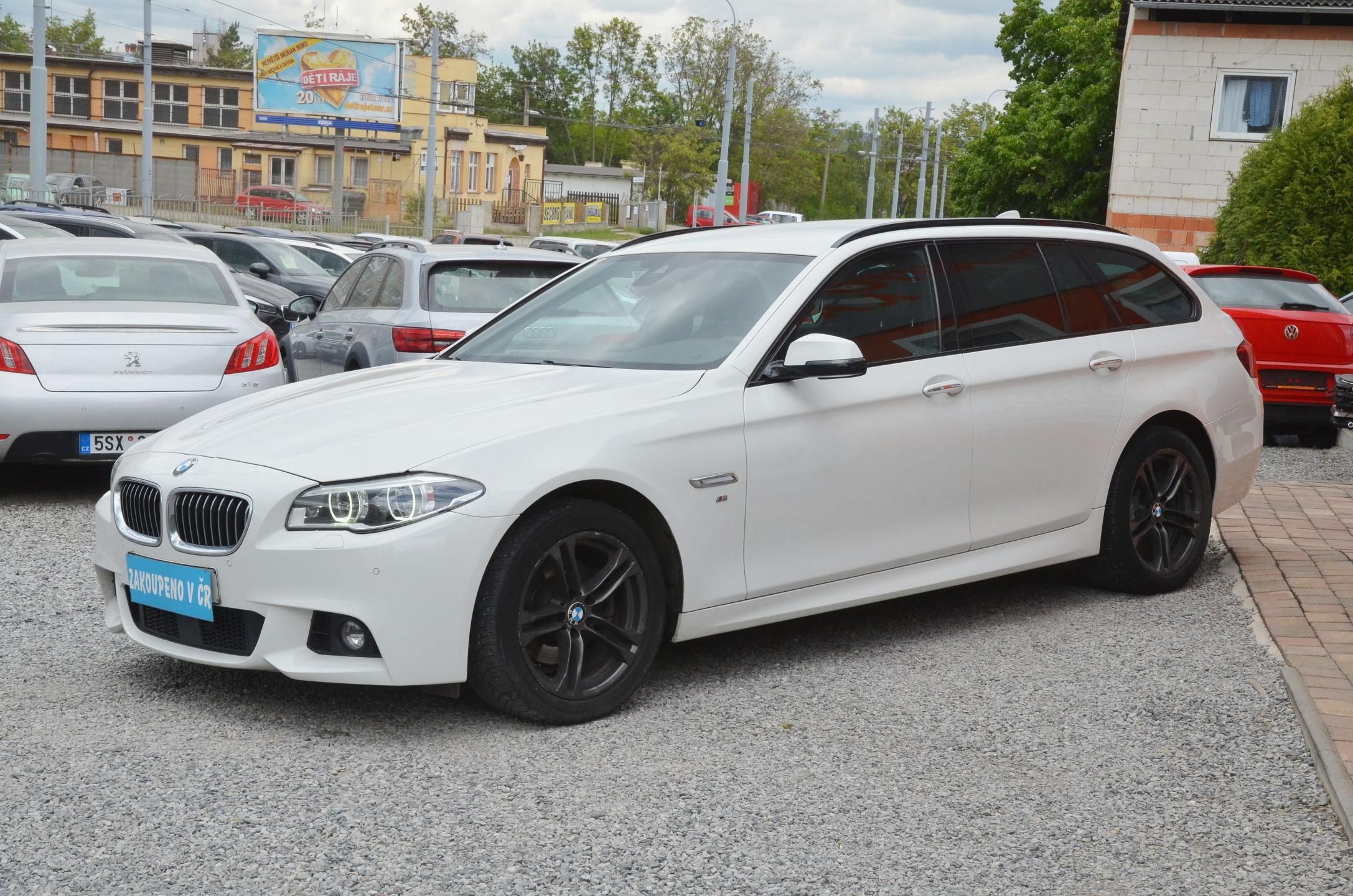 BMW Řada 5, 520d xDrive AT / ČR / M-PAKET - fotka 3