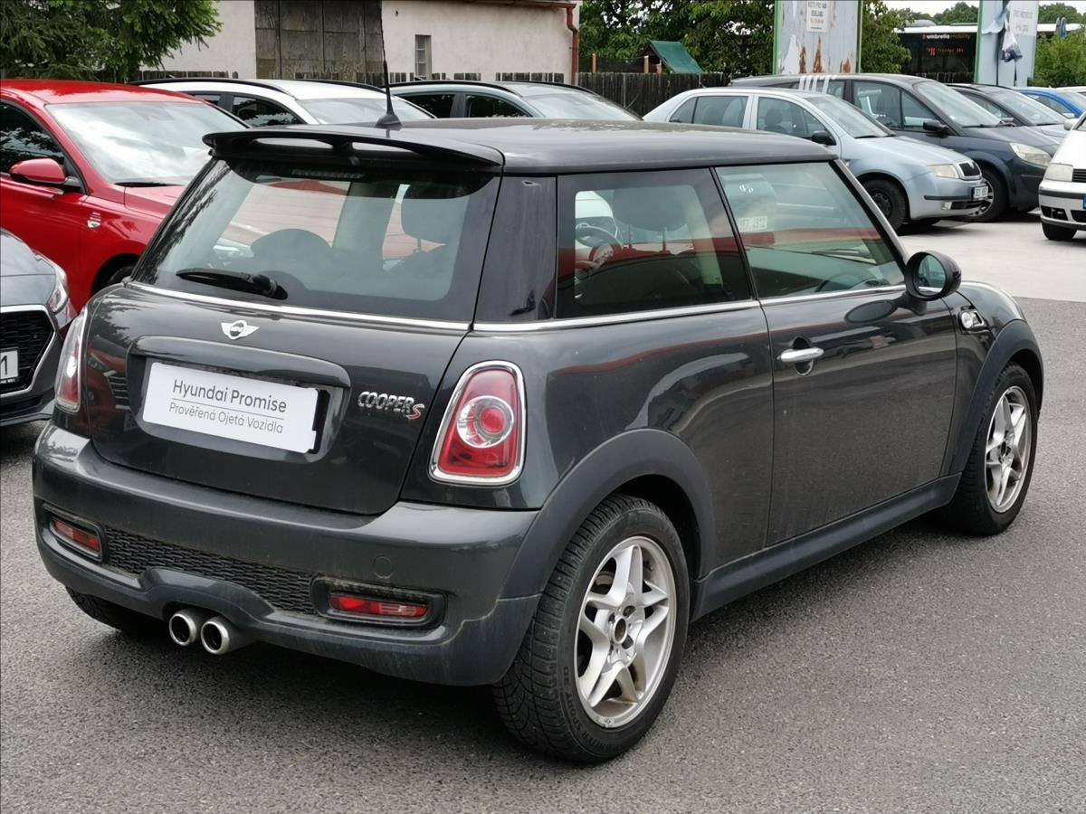 Mini Cooper S, 1,6 - fotka 4