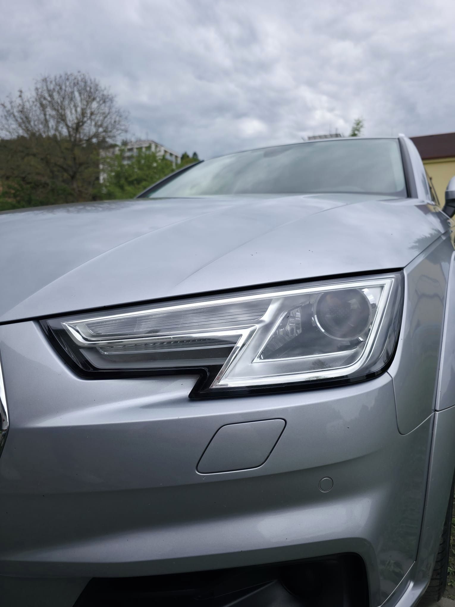 Audi A4 allroad, 2.0 TDI - fotka 4