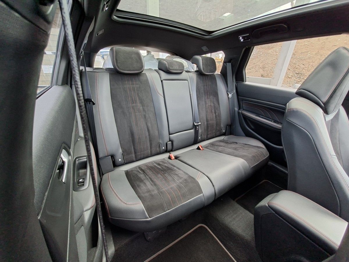 Peugeot 308, SW GT 1,6 THP 205k M6 - fotka 6