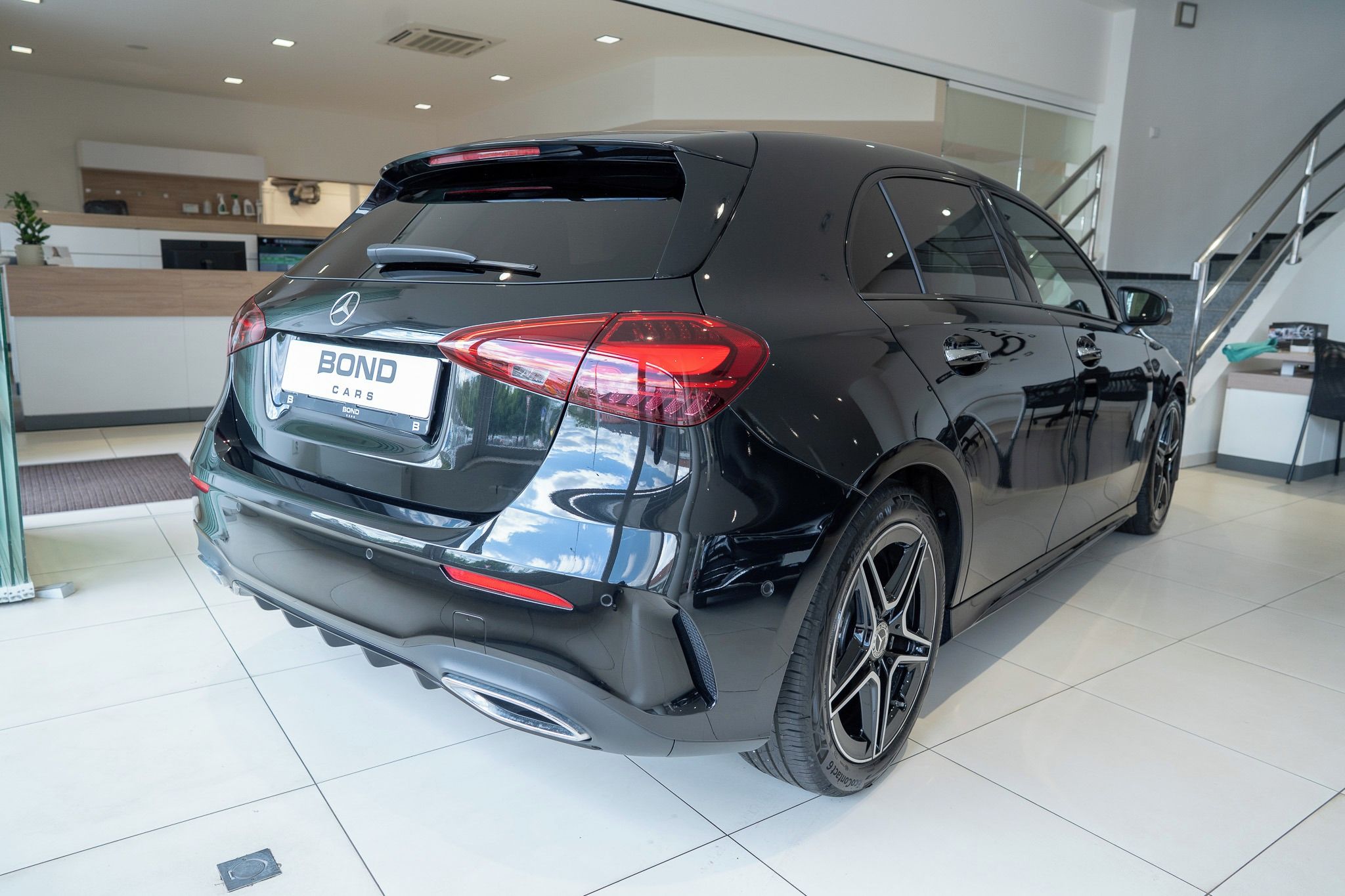 Mercedes-Benz Třídy A, 200 d/AMG/360/MULTIBEAM/TOP - fotka 3
