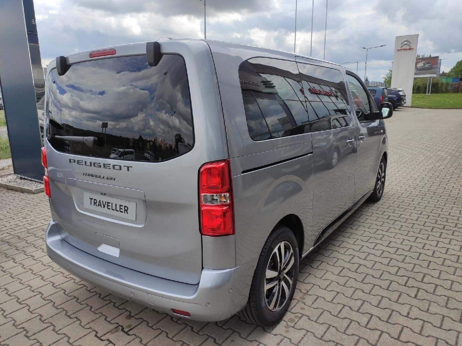 Peugeot Traveller, L2 2.2 HDI 150k MAN6 WEBASTO - fotka 4