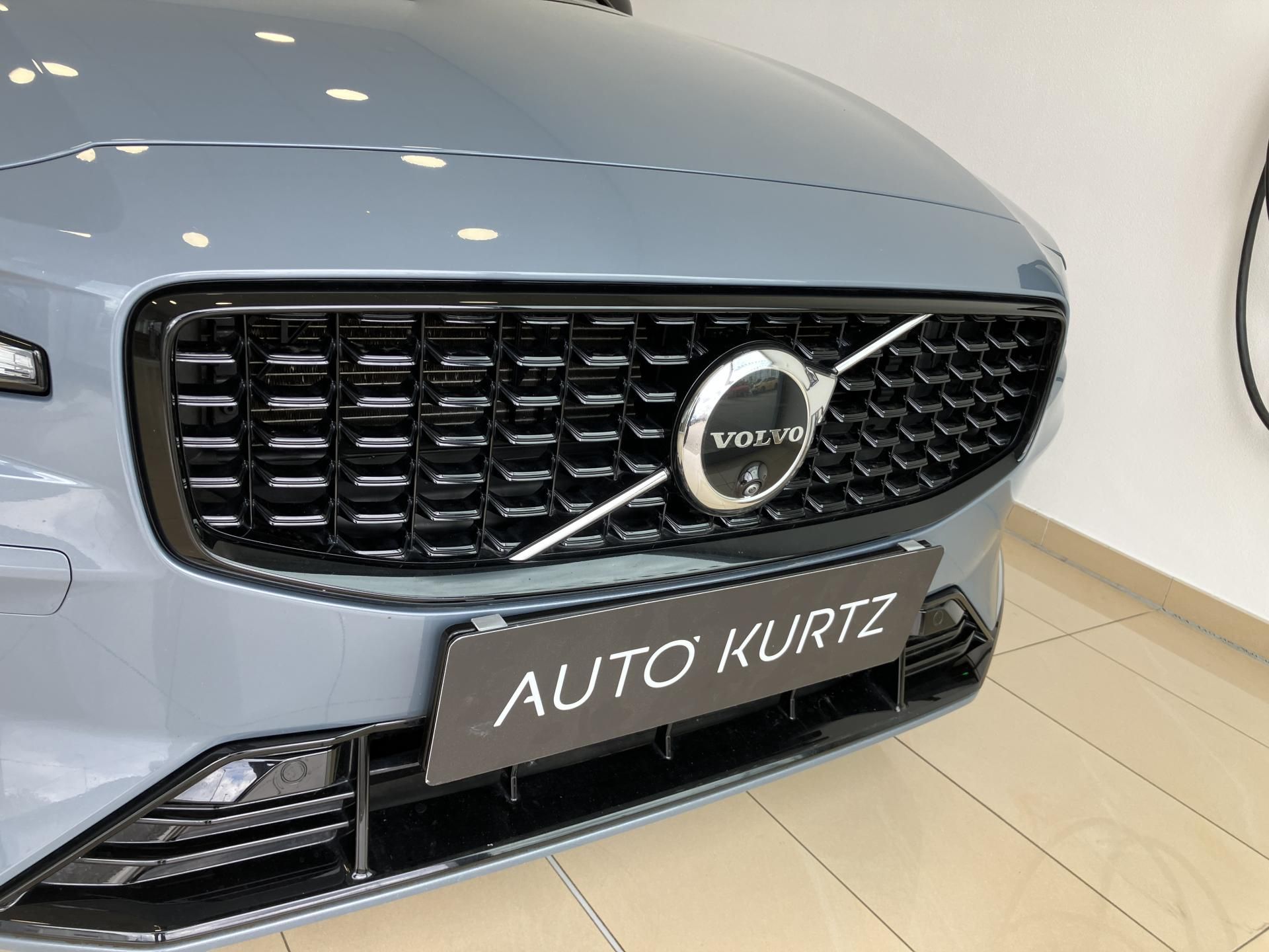 Volvo S60, B5 AWD Ultimate Dark AT8, ČR - fotka 3