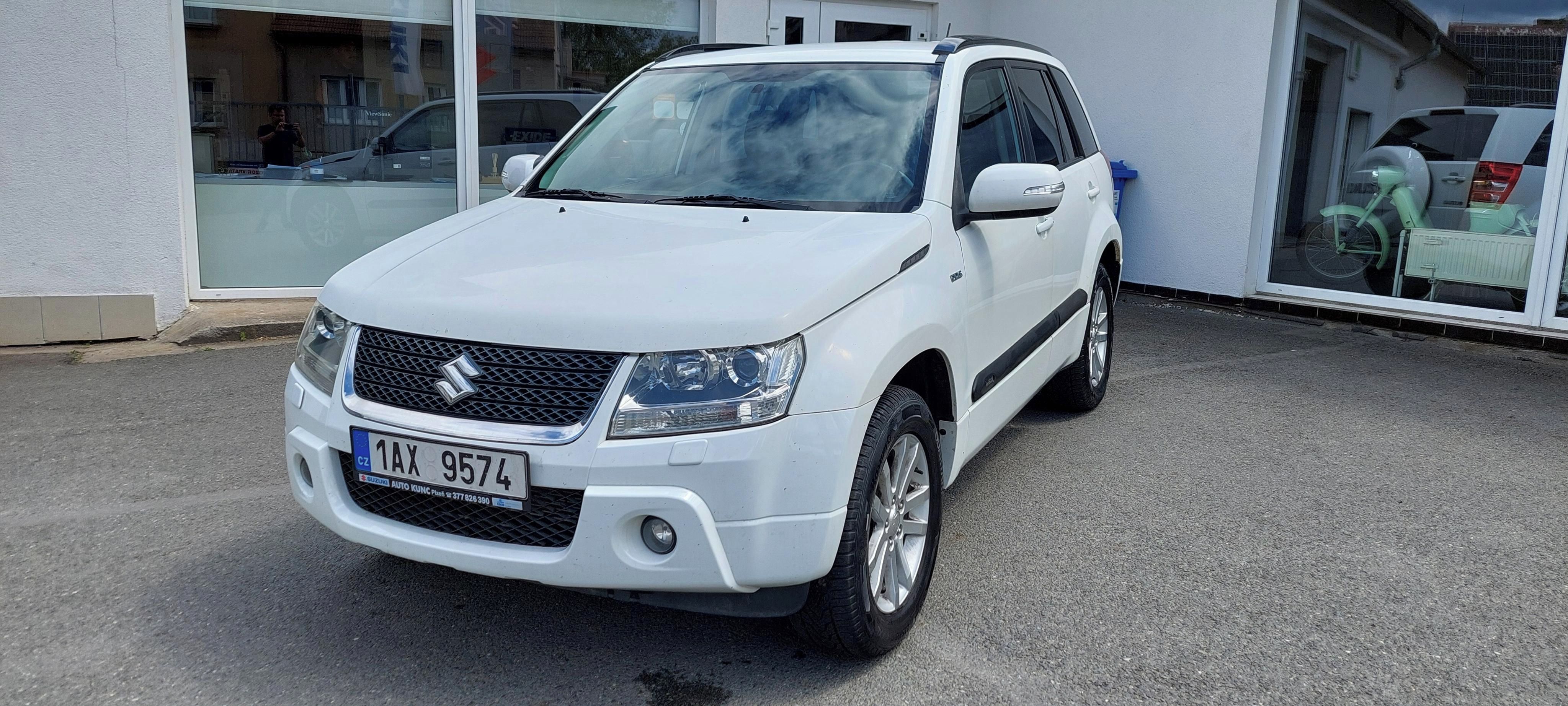 Suzuki Grand Vitara, 1.9DDiS,4x4,DPH,Serviska - fotka 2