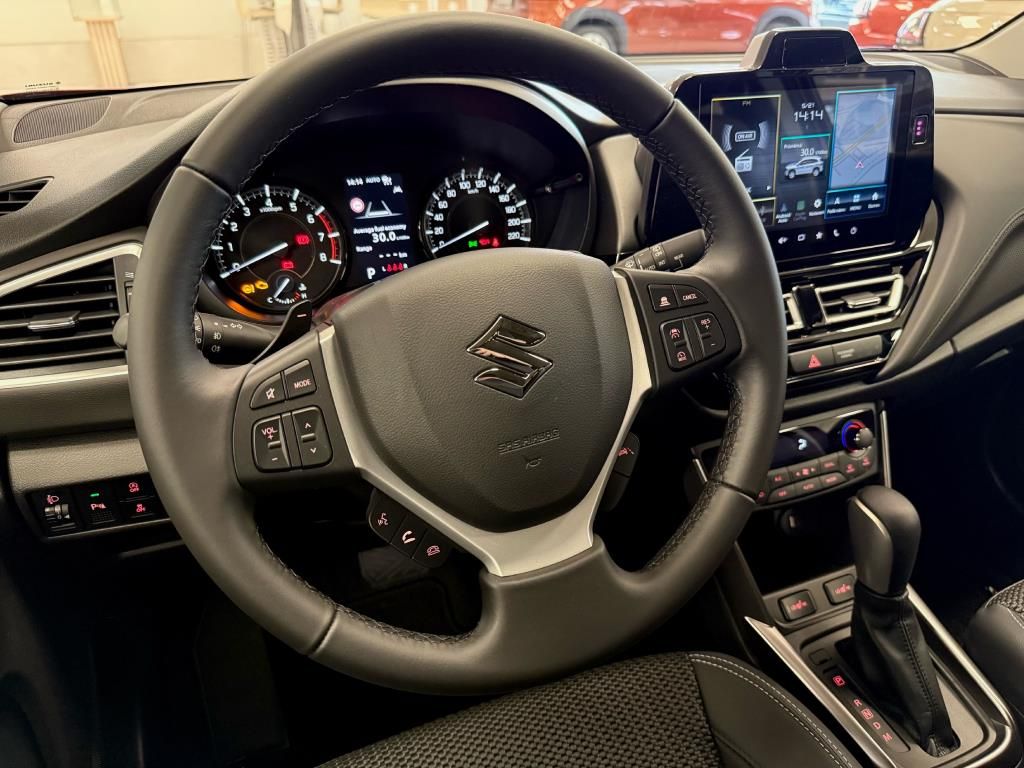 Suzuki S-Cross, ELEGANCE 1,4 A/T 4x4 6/26 - fotka 6