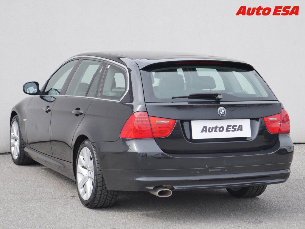 BMW Řada 3, 2.0 D 318d,AT,klima - fotka 6