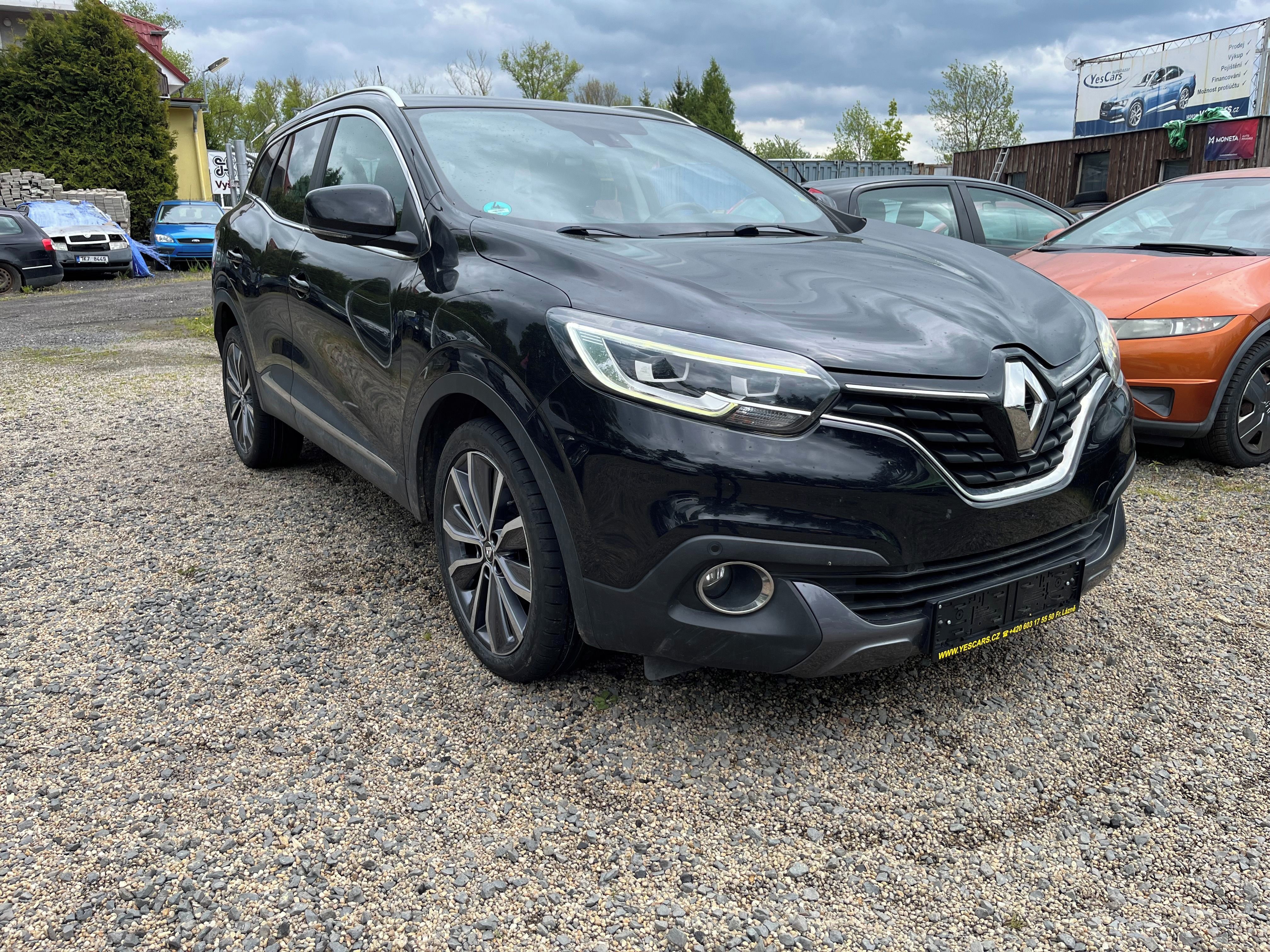 Renault Kadjar, 1.6DCi 4x4 výbava! nez.topení - fotka 2